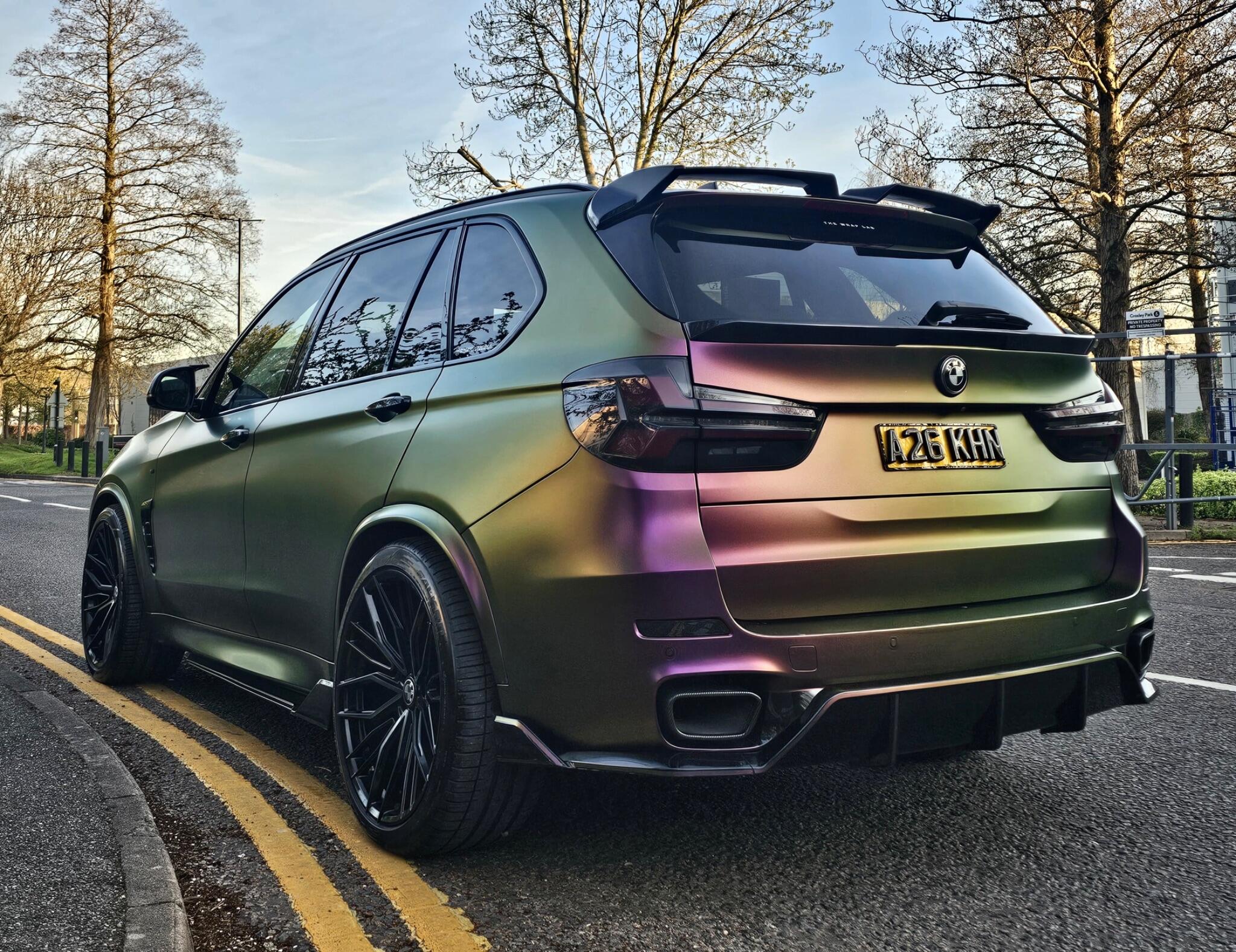 BMW X5 view 19