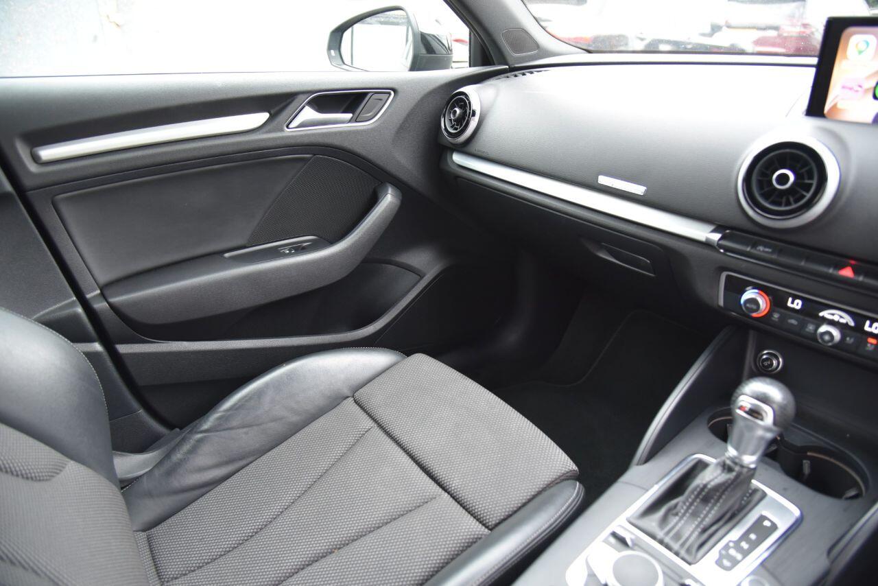 Audi A3 view 50