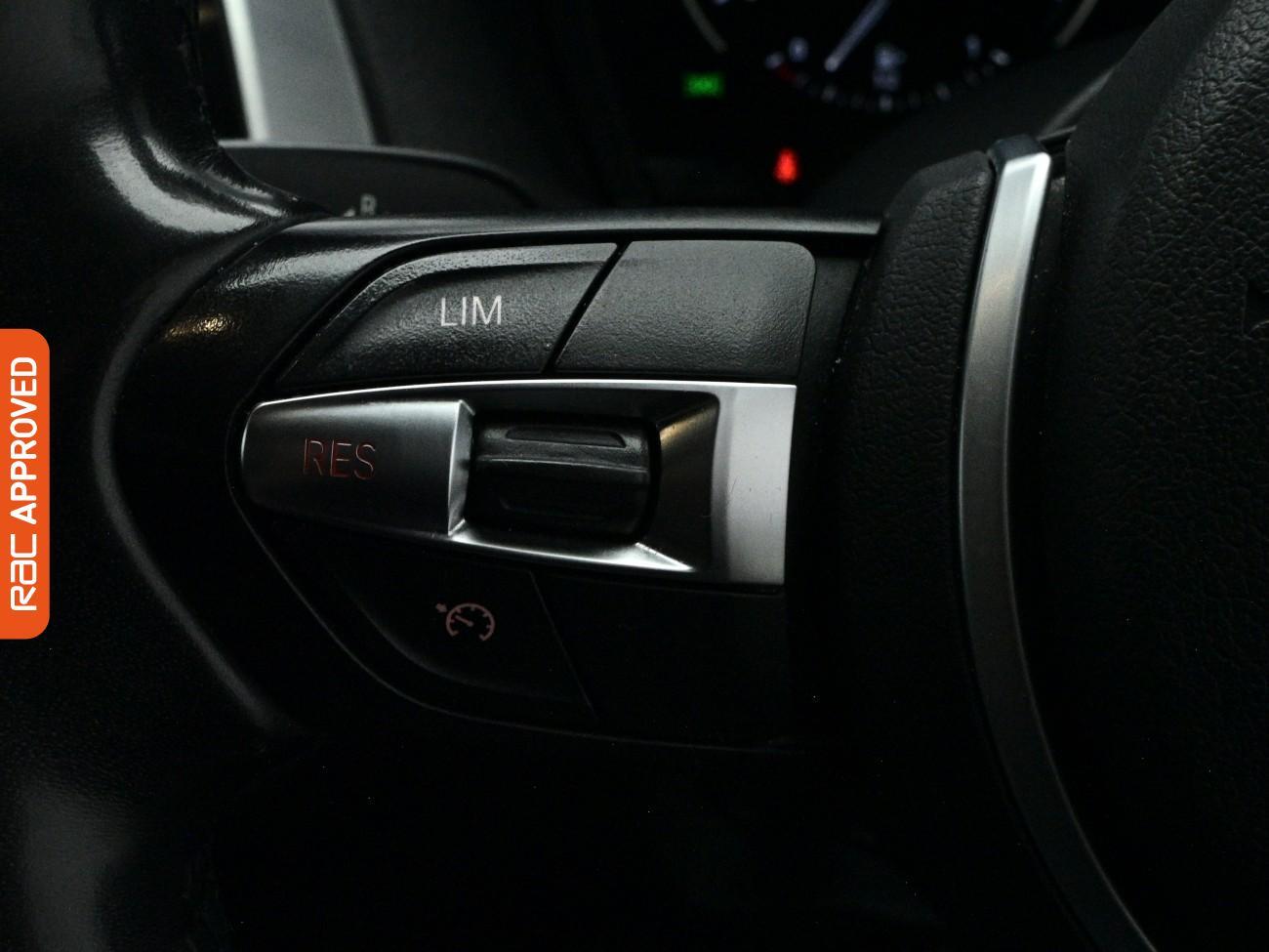 BMW 1 Series view 21