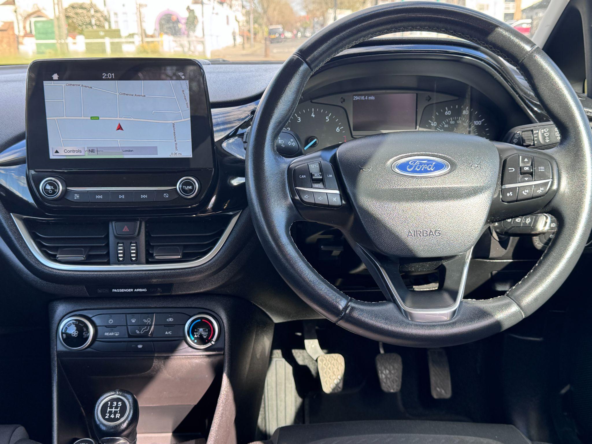 2018 Ford Fiesta image 26