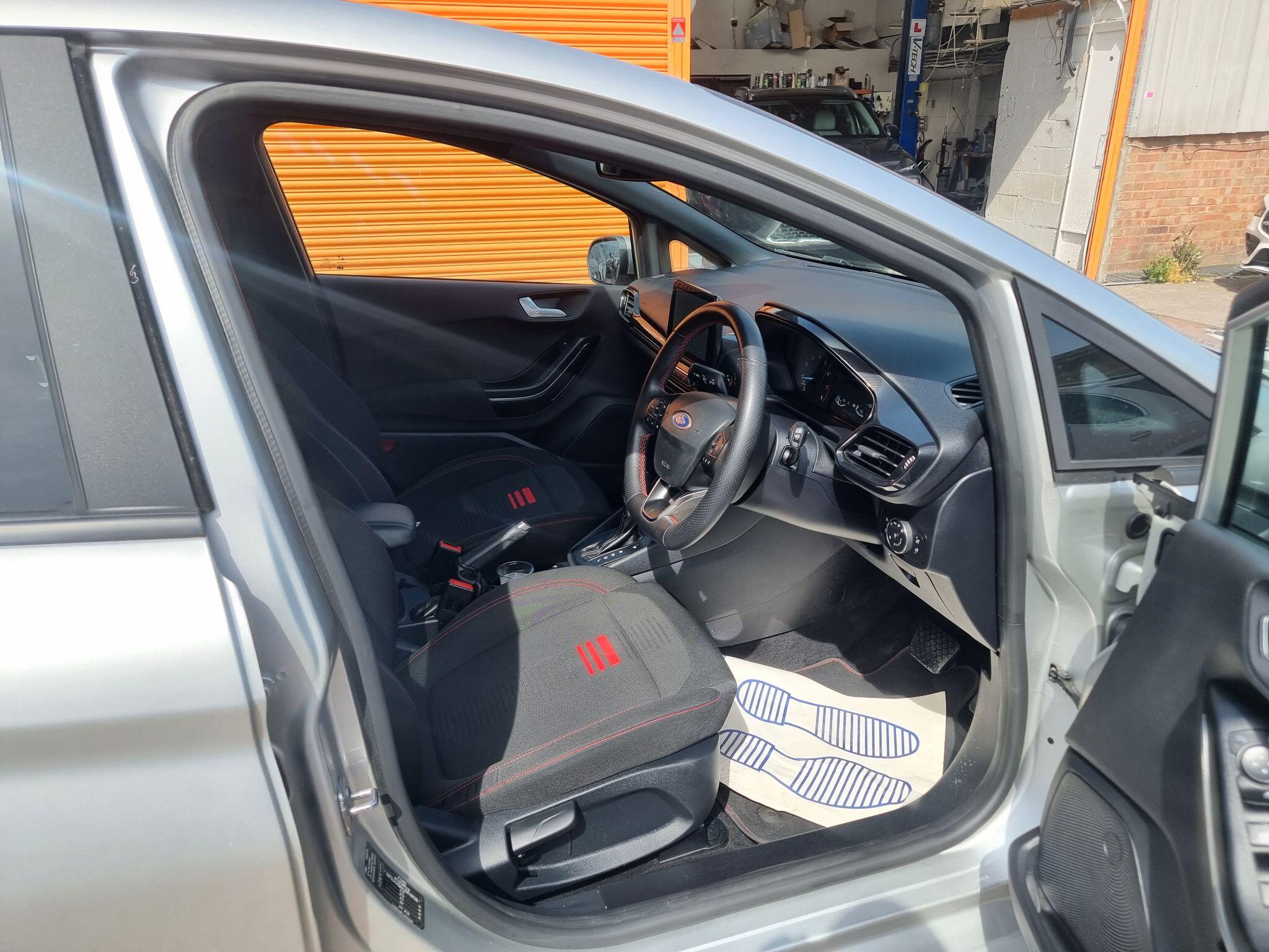Ford Fiesta view 22