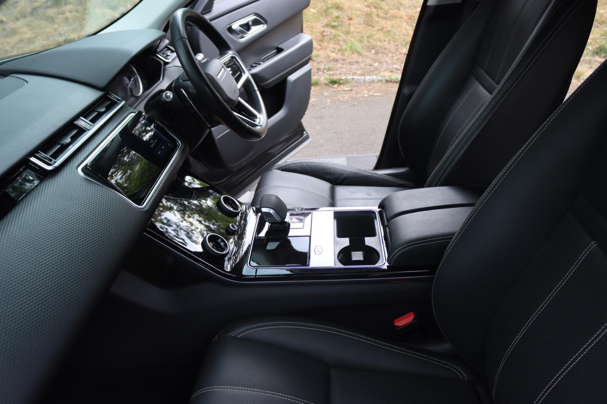 Land Rover Range Rover Velar view 16
