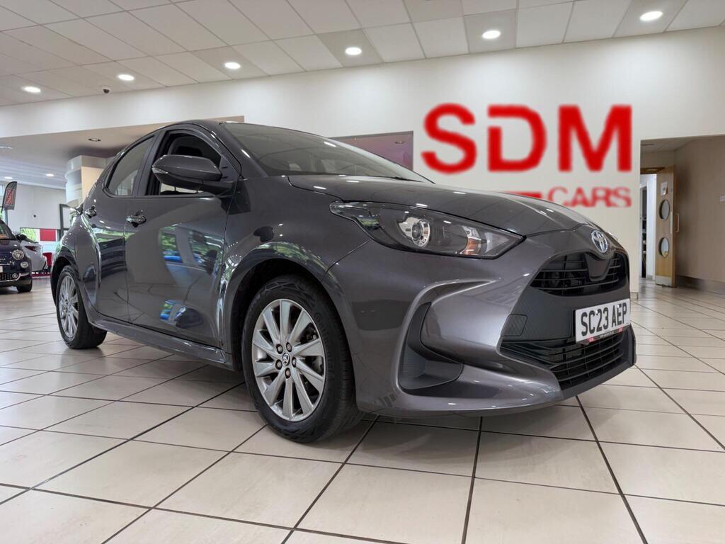 TOYOTA YARIS