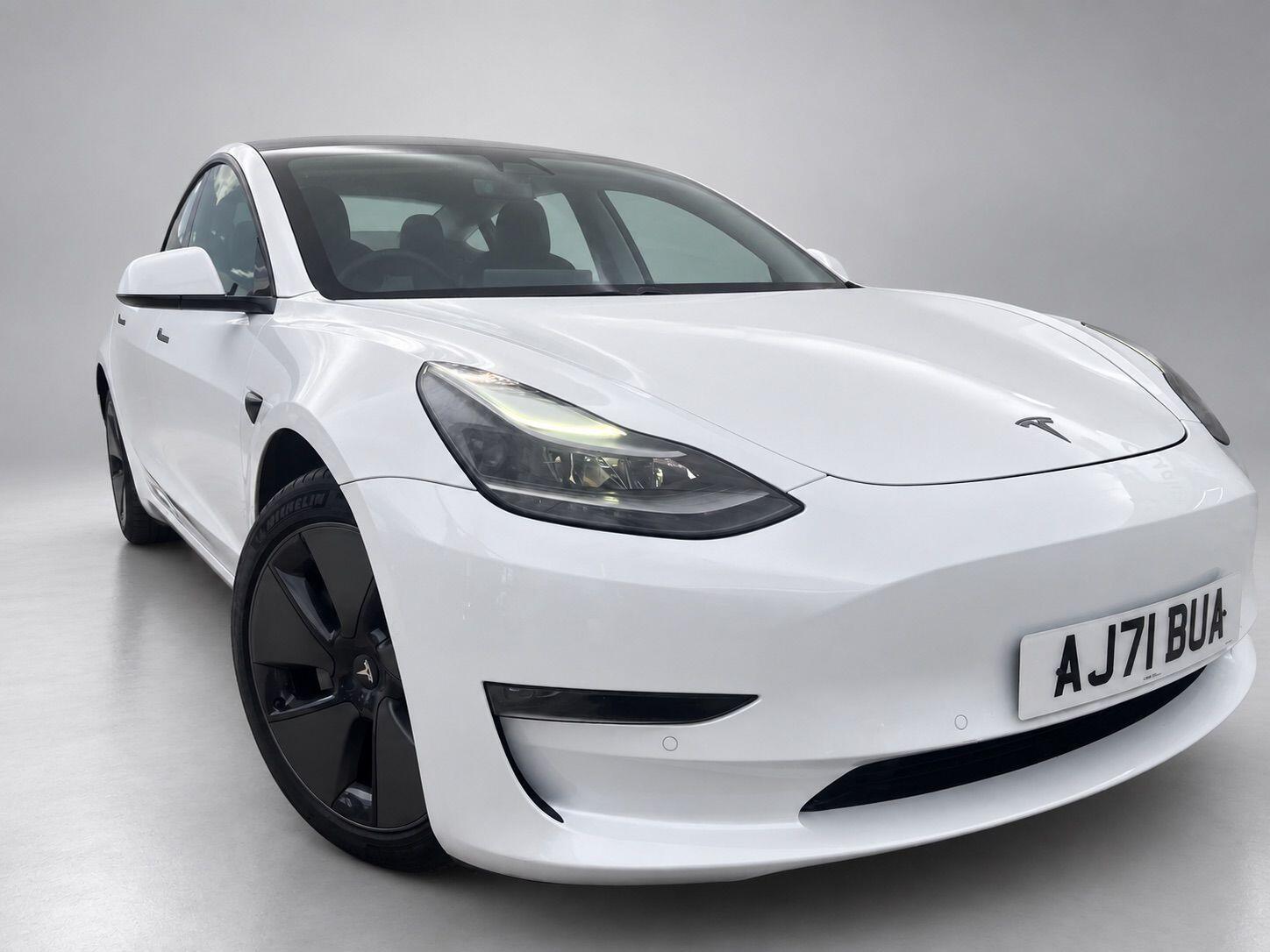 Tesla Model 3 view 5