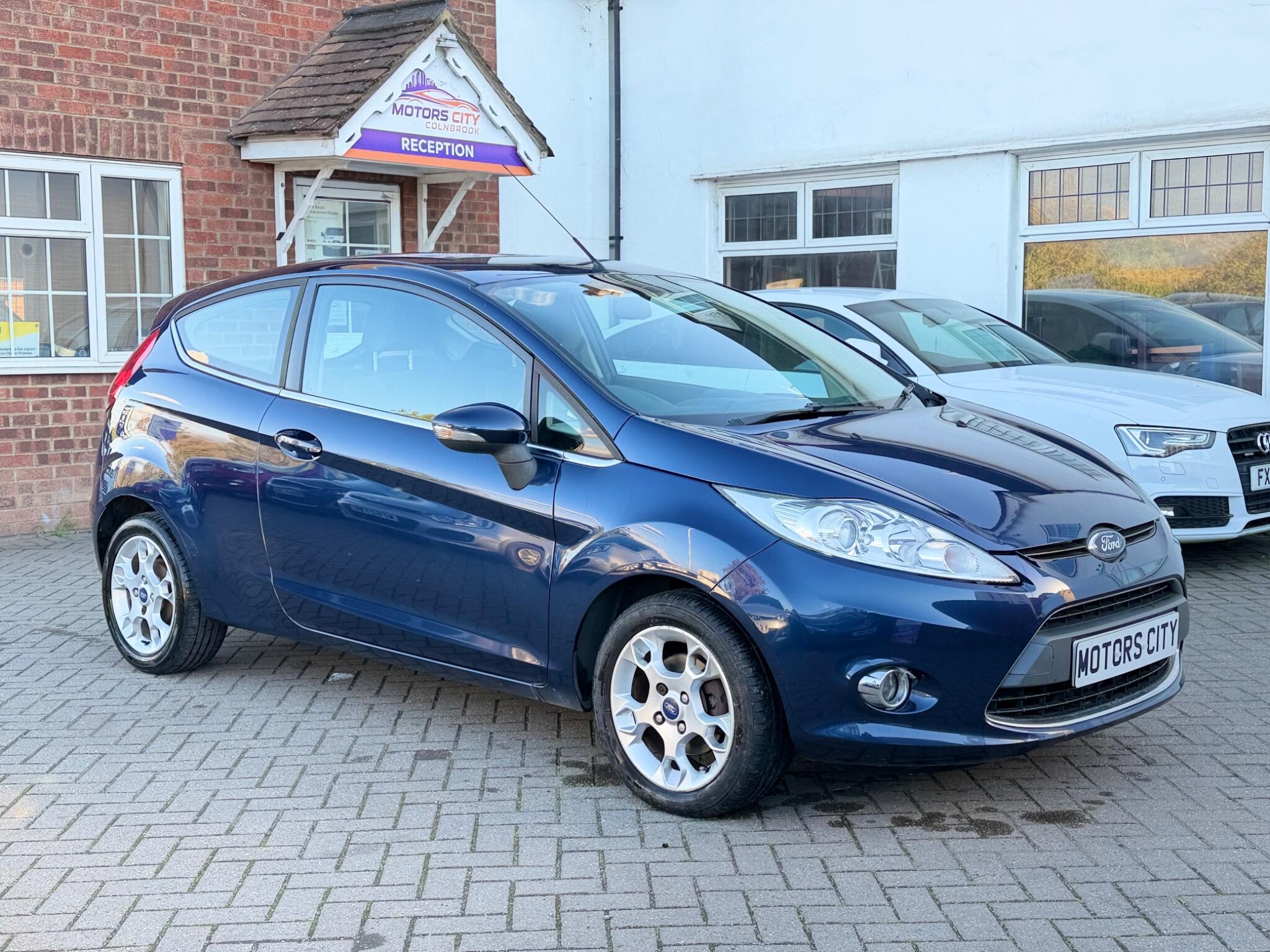 2012 Ford Fiesta in Blue for sale