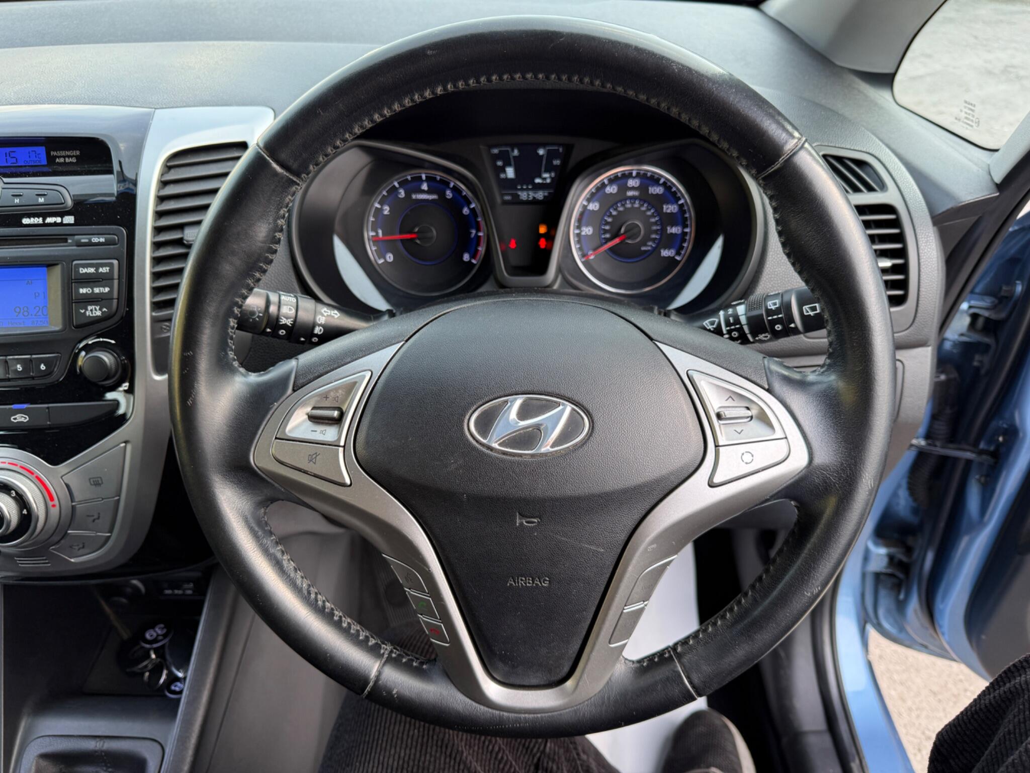 Hyundai ix20 - Image 65