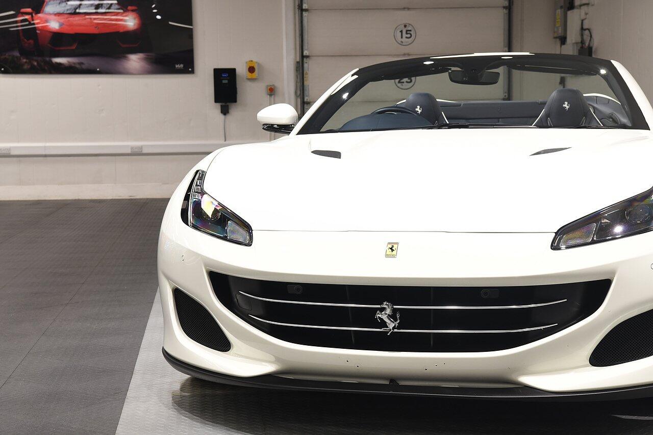 Ferrari Portofino view 34