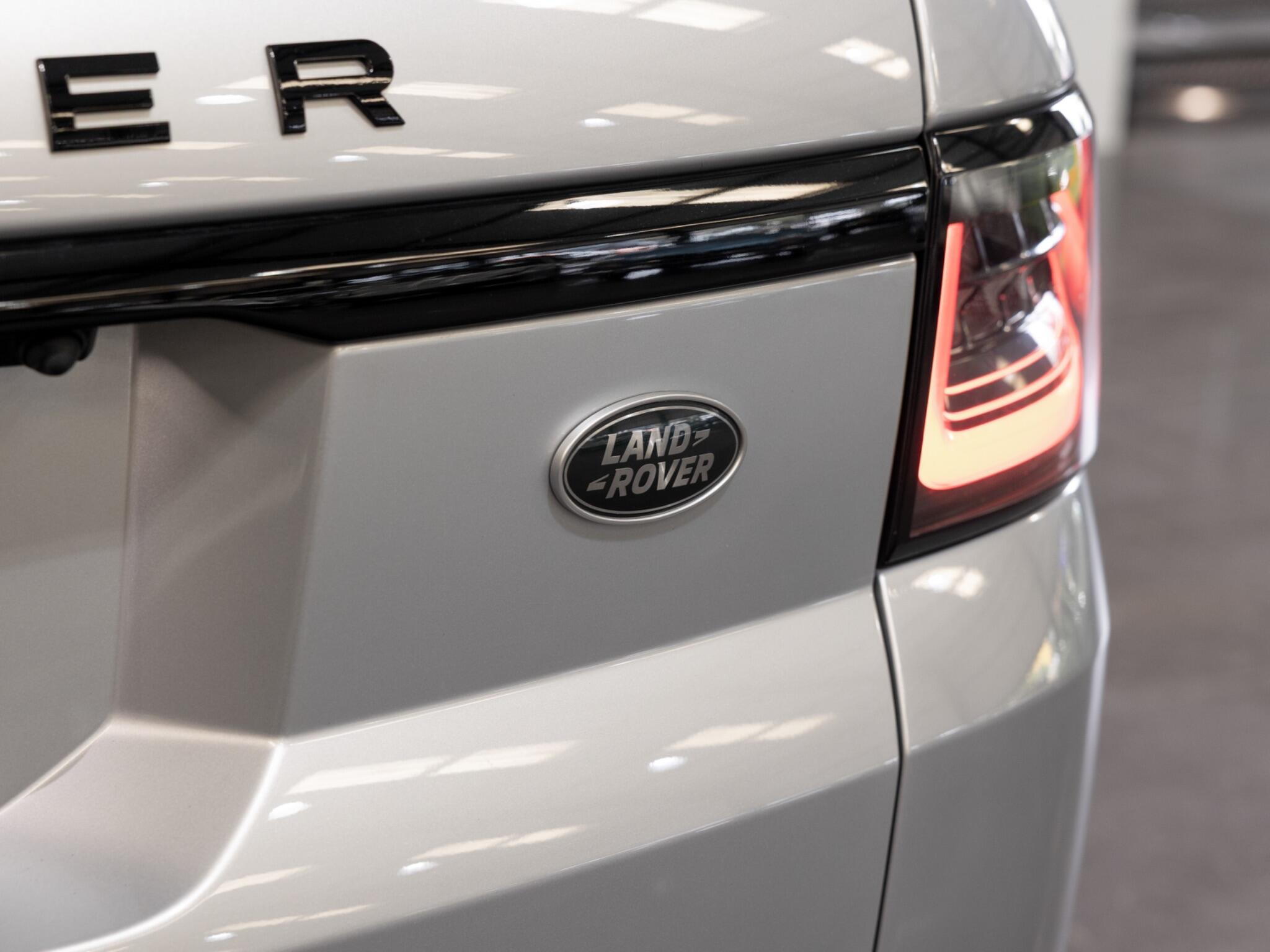 Land Rover Range Rover Sport view 17