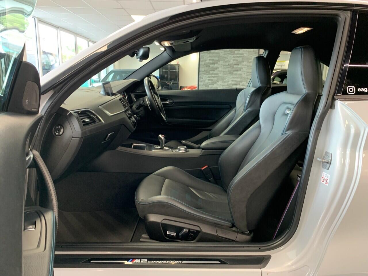 BMW M2 view 25