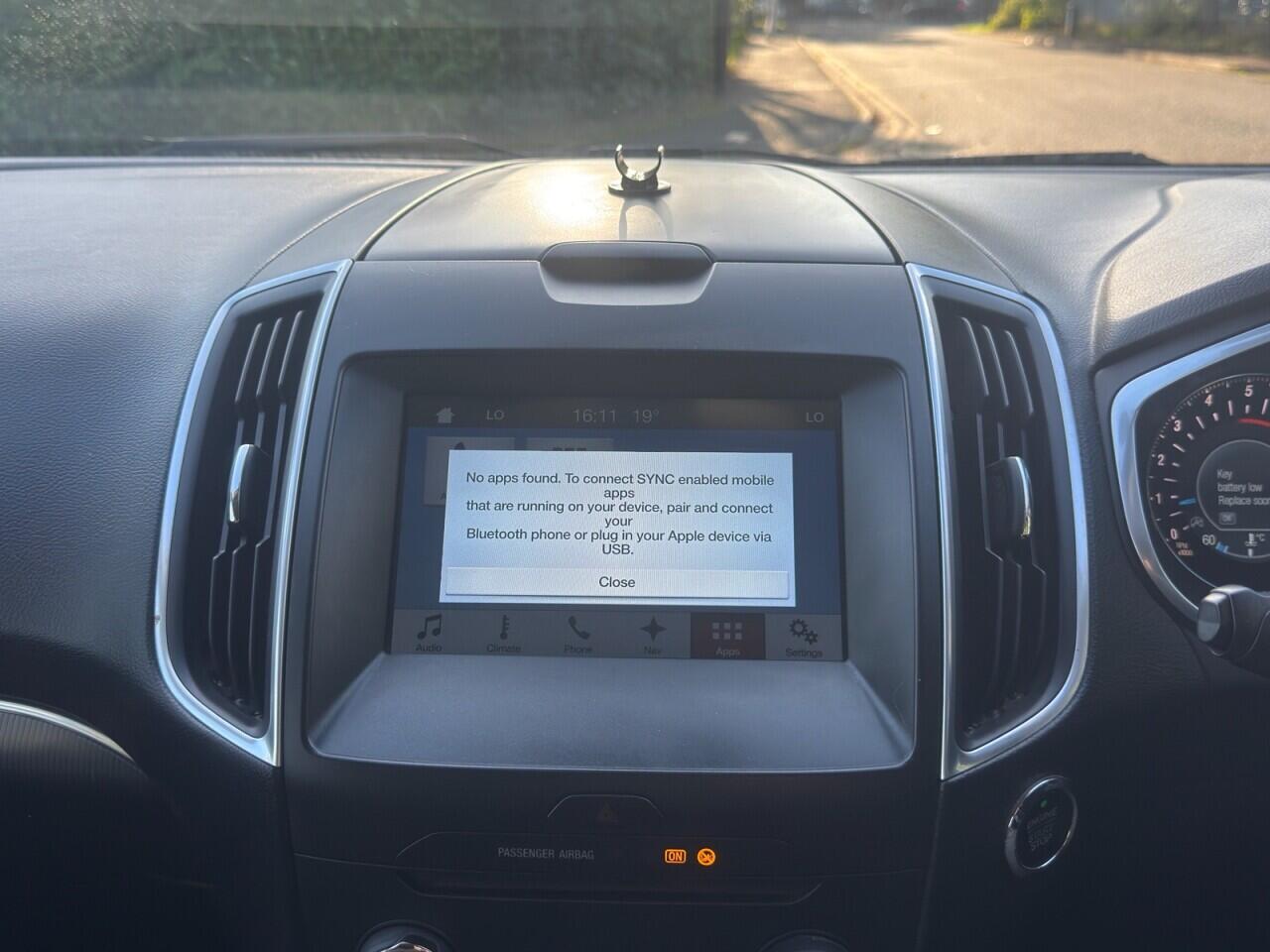 Ford S-Max view 22