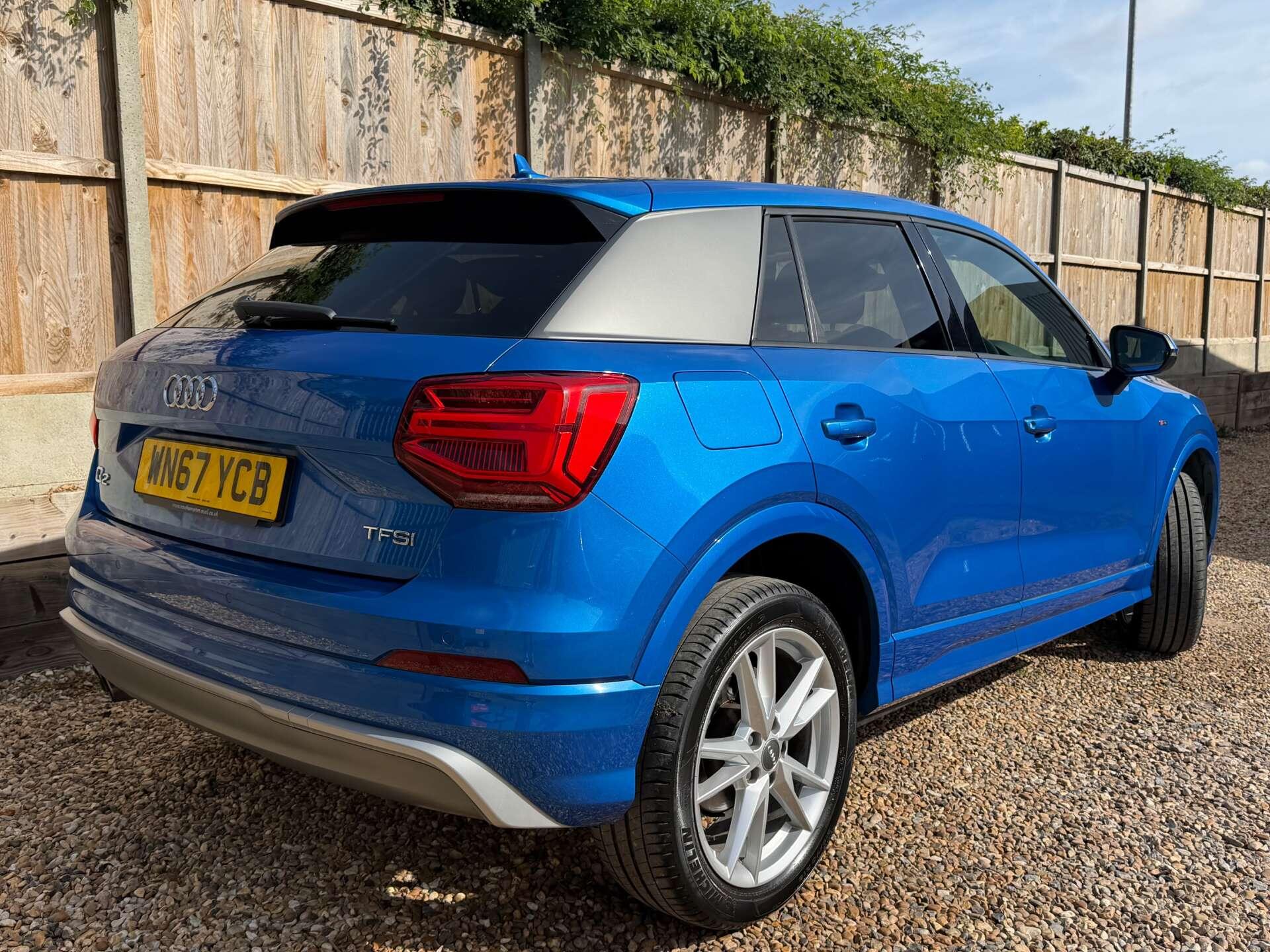Audi Q2 view 14