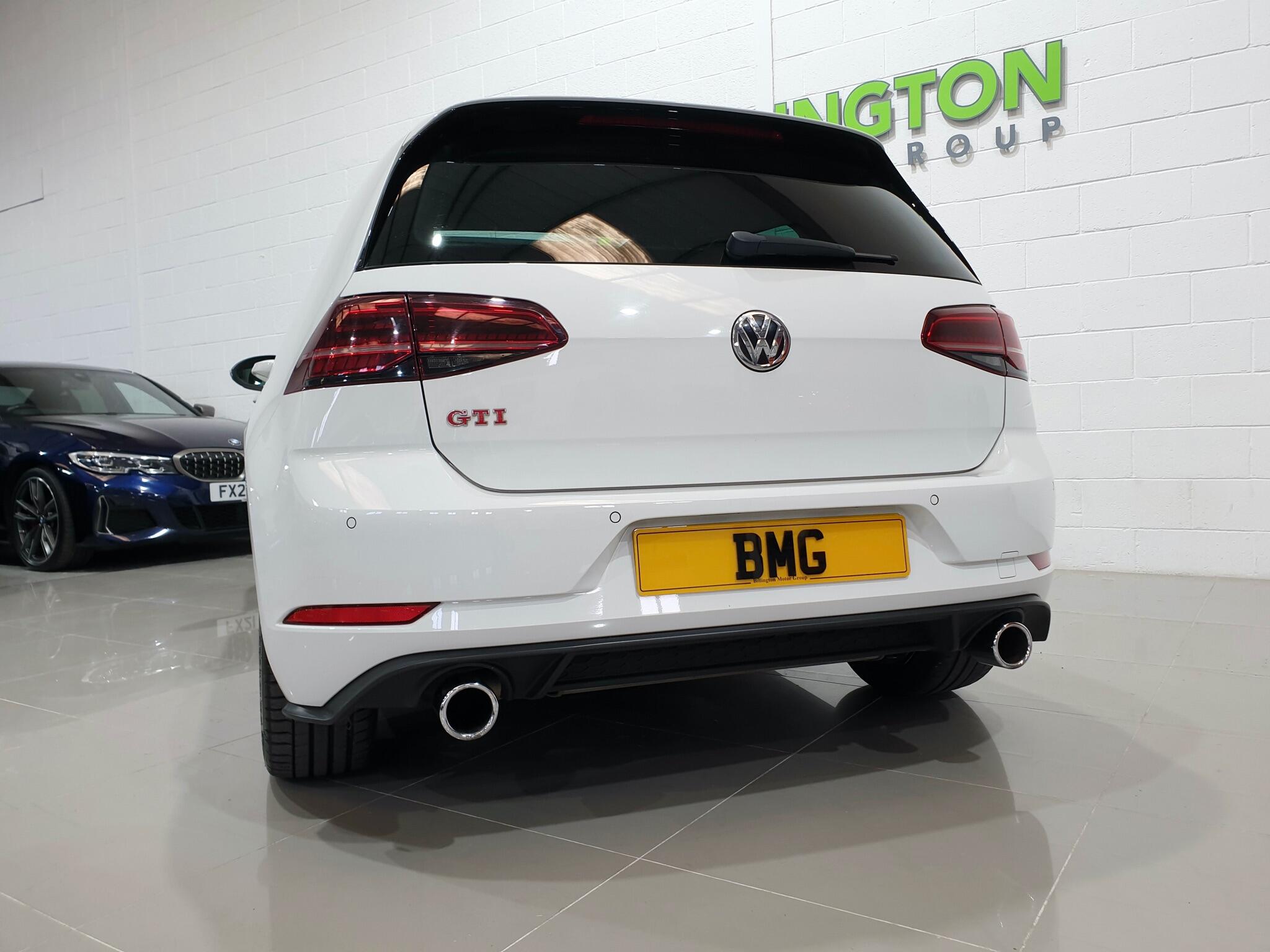 Volkswagen Golf view 26