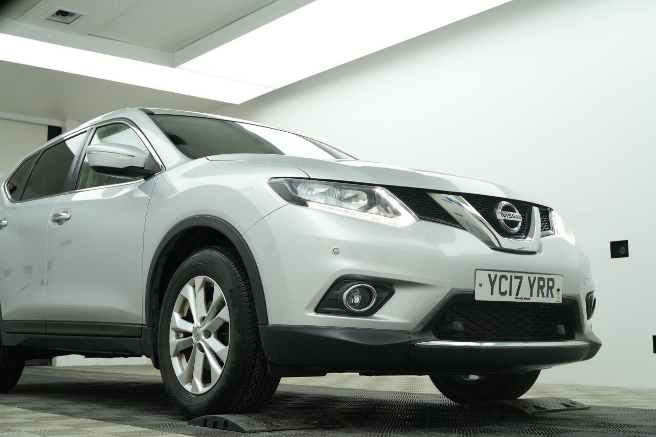 Nissan X-Trail view 5