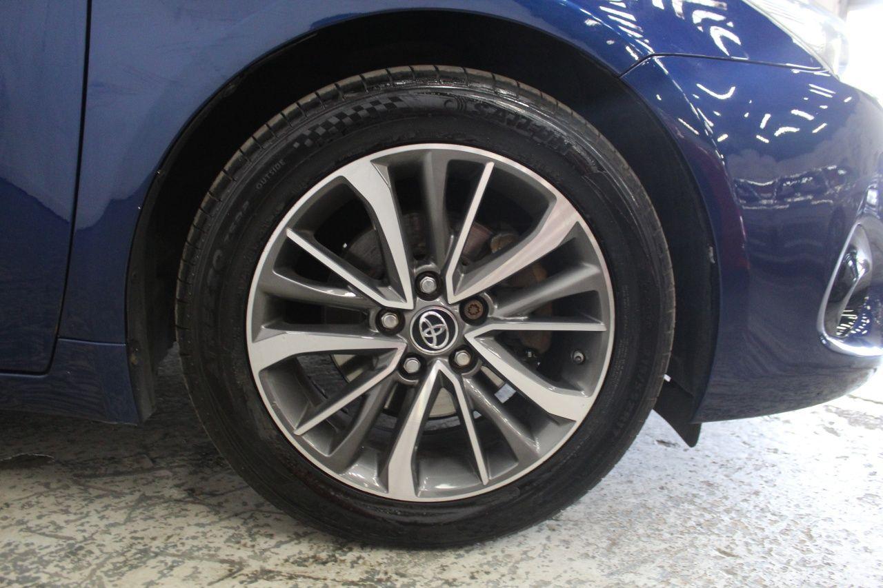 Toyota Avensis view 21