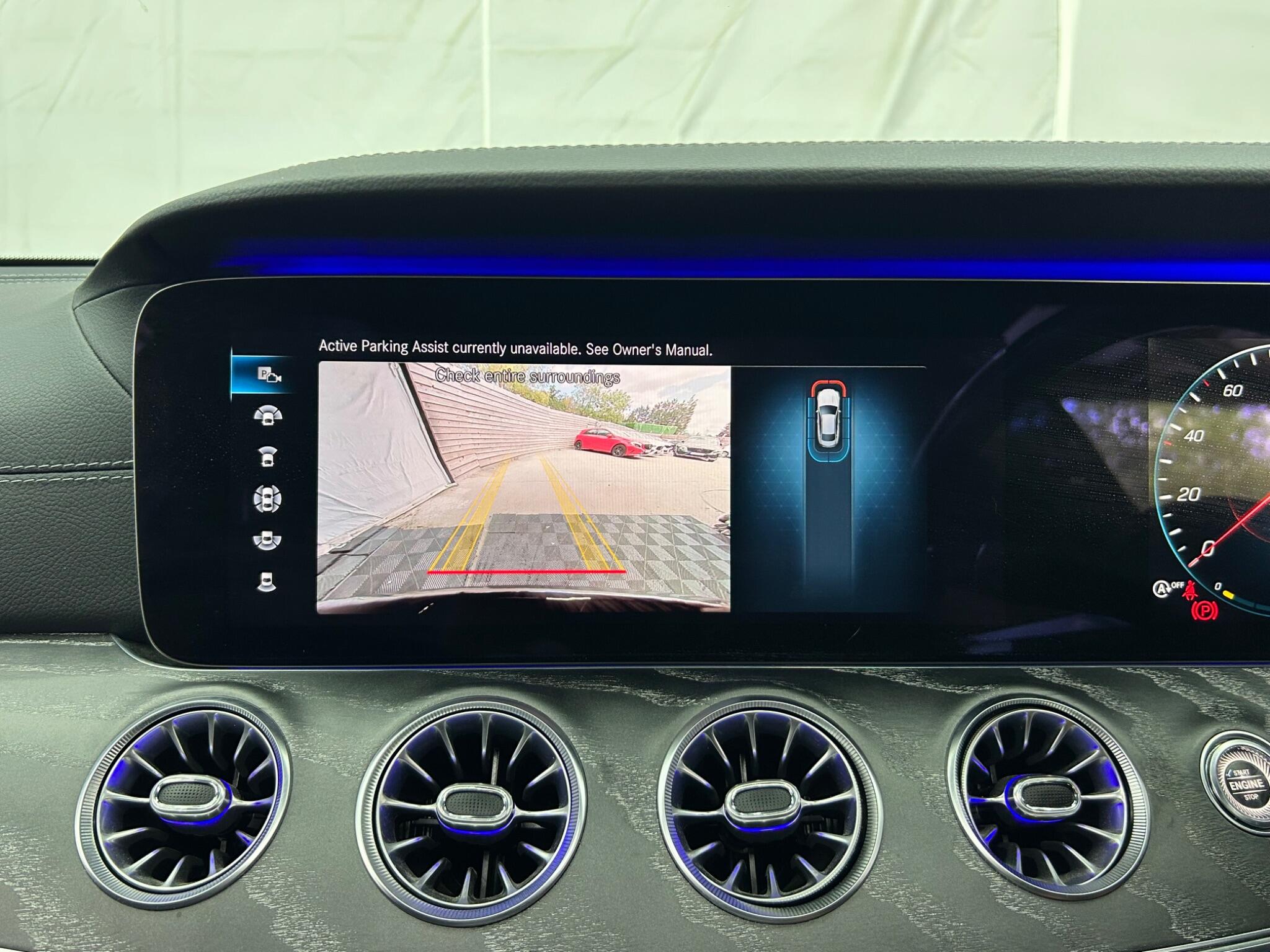 Mercedes-Benz E Class view 38