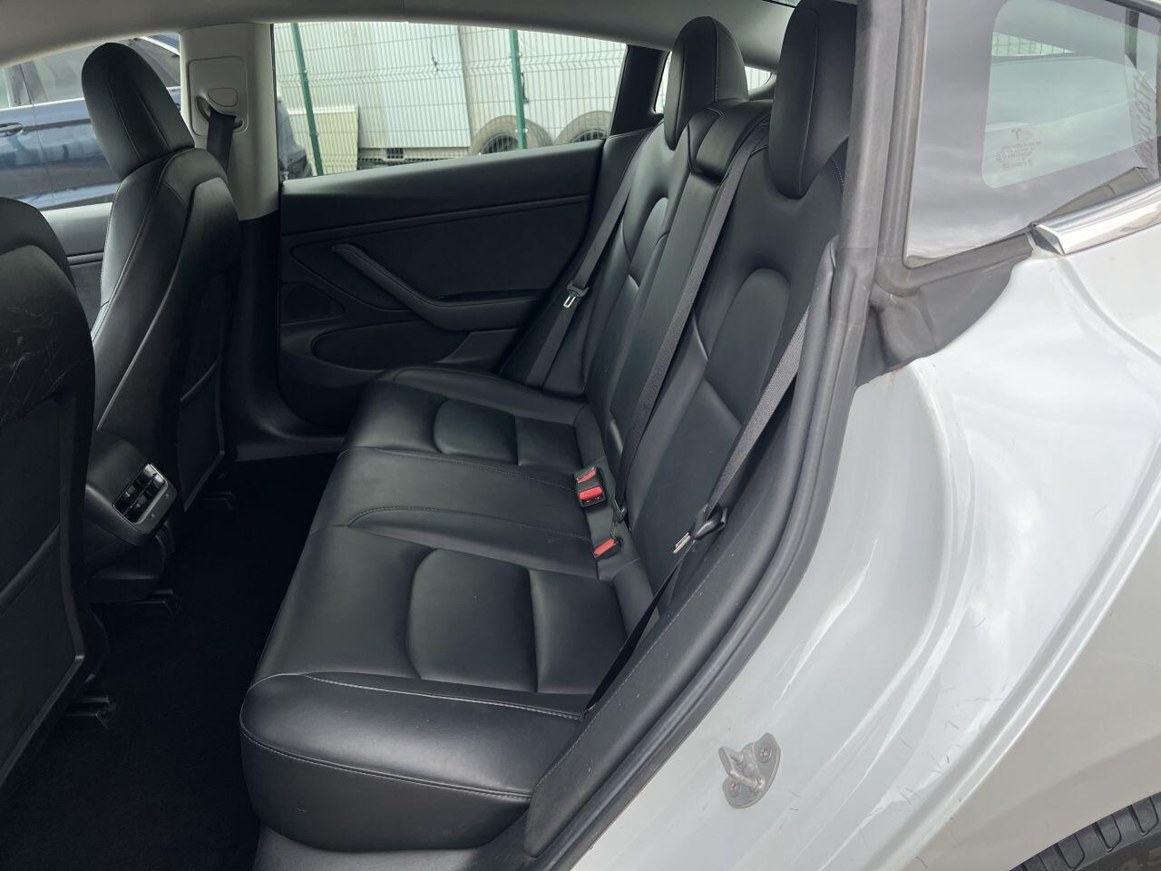 Tesla Model 3 view 28