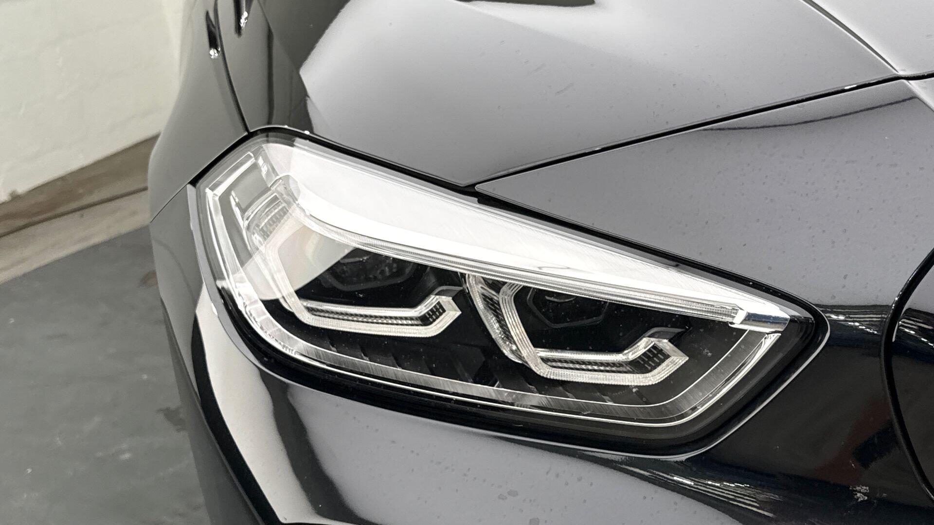 BMW 1 Series view 22