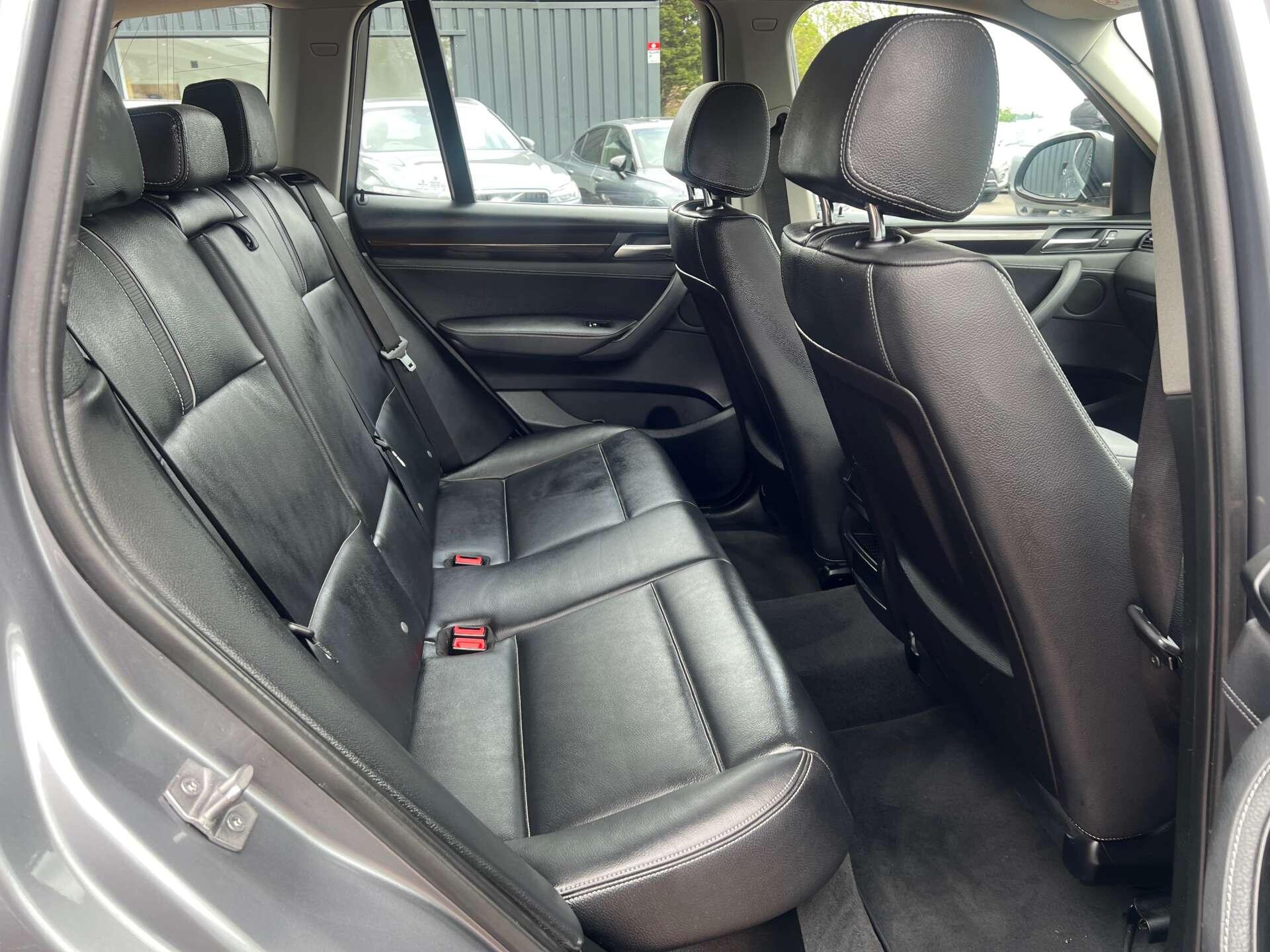 BMW X3 view 38
