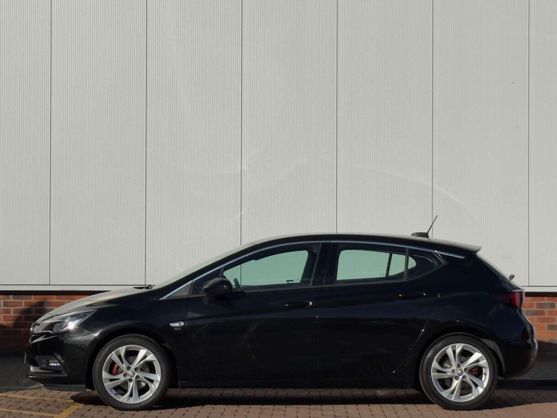 Vauxhall Astra view 8