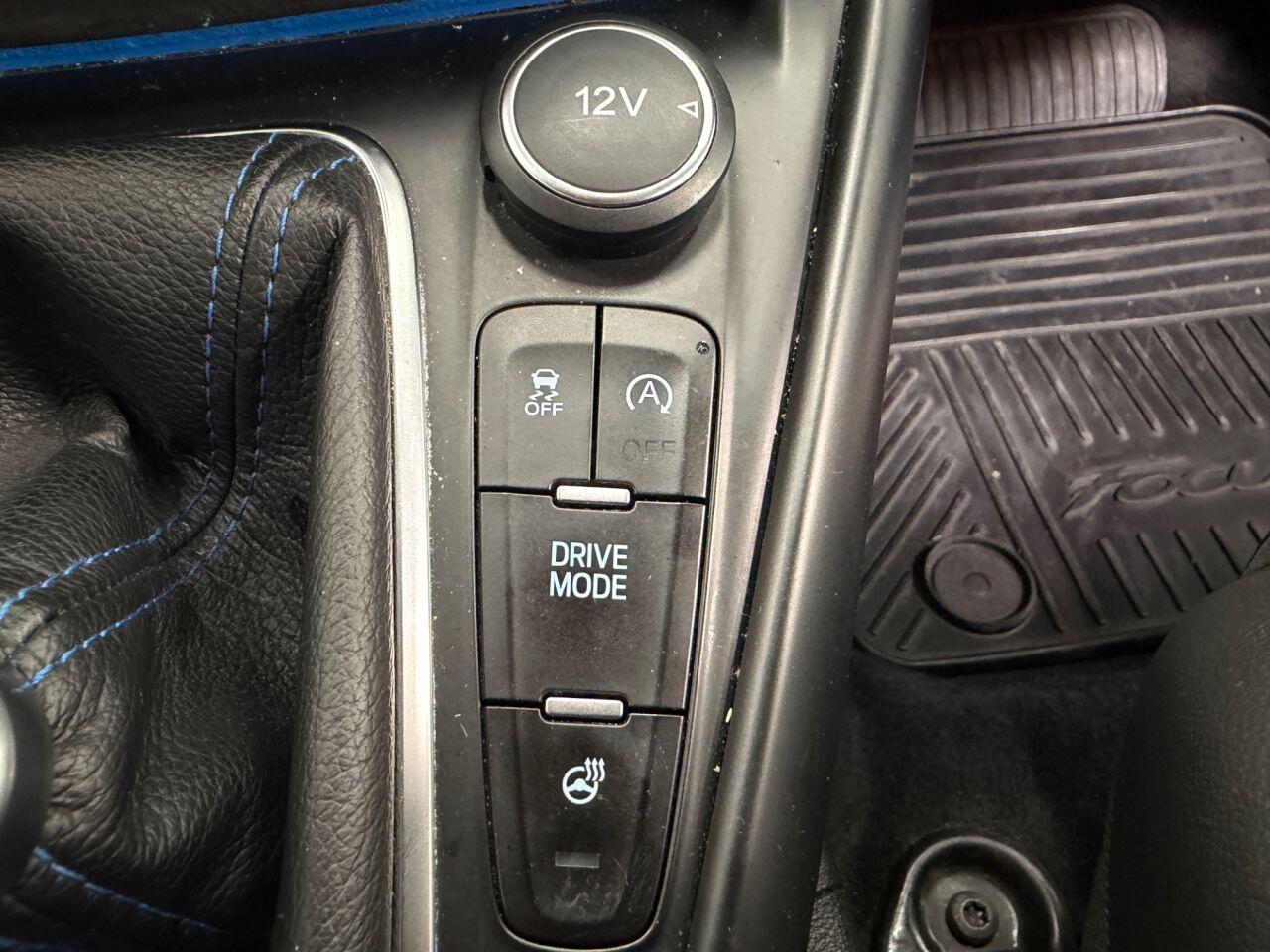 Ford Focus view 27