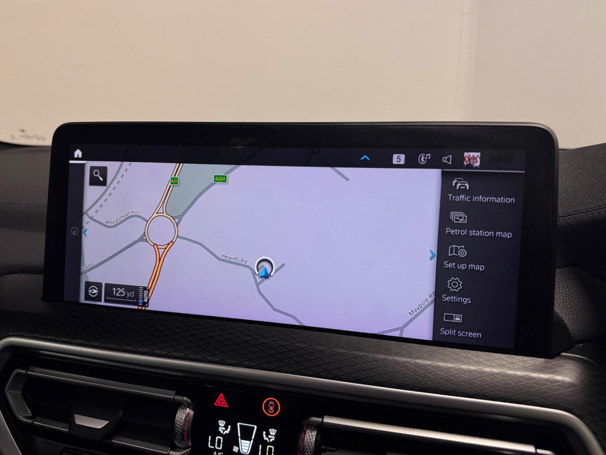 BMW X3 view 12
