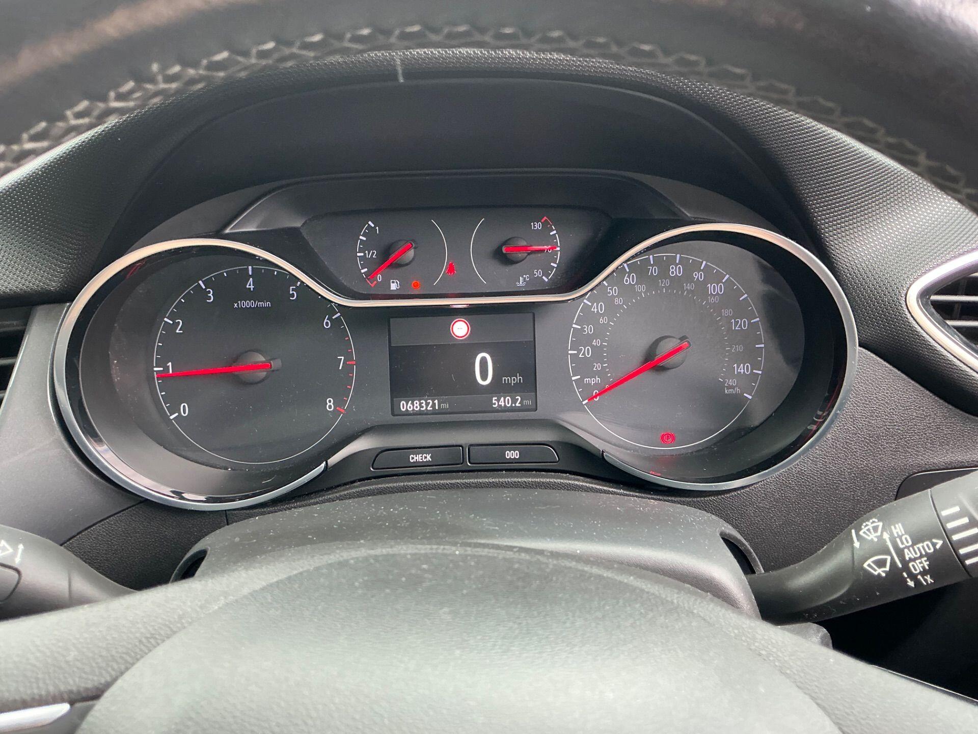Vauxhall Crossland view 27