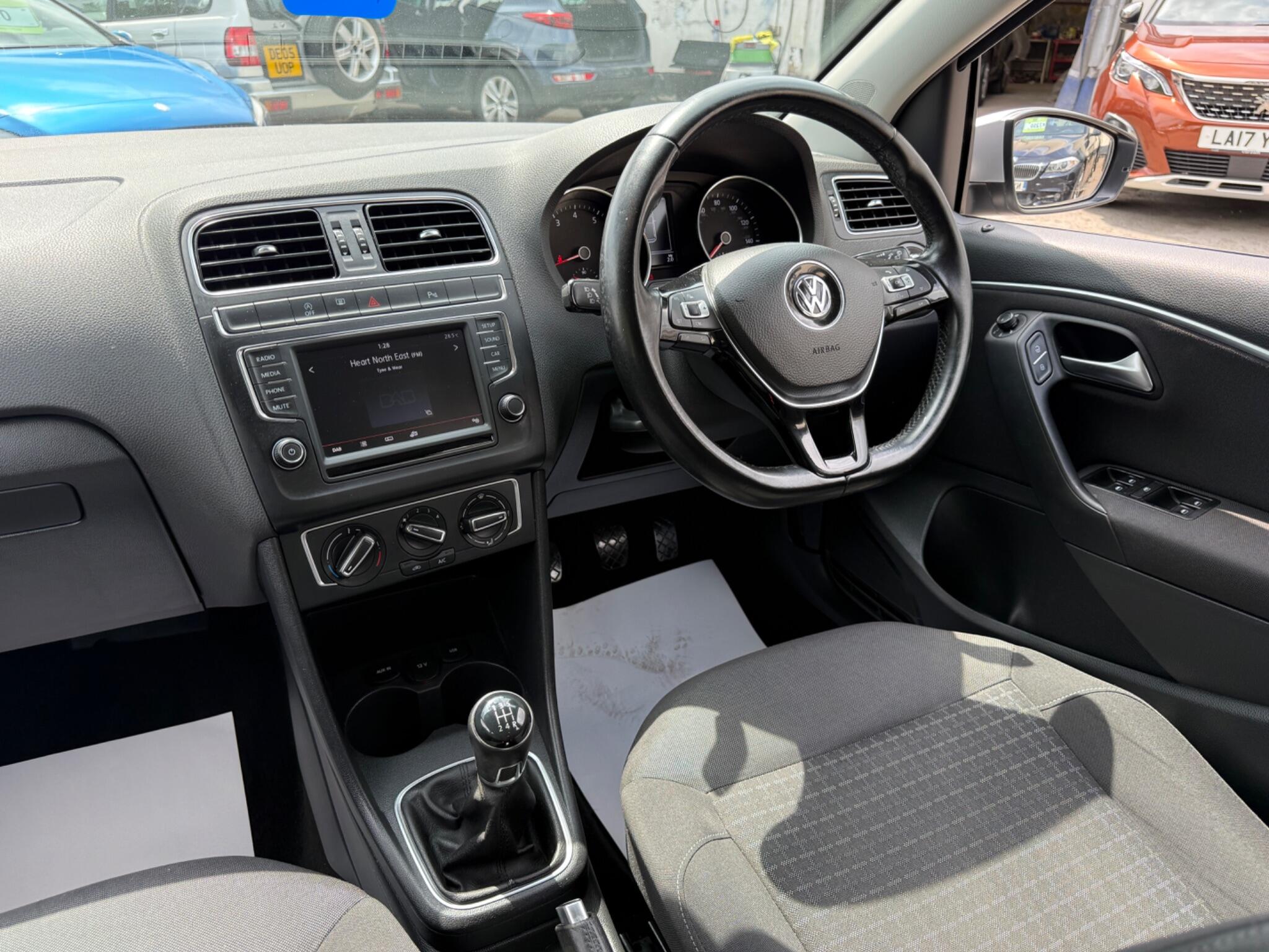 Volkswagen Polo - Image 59