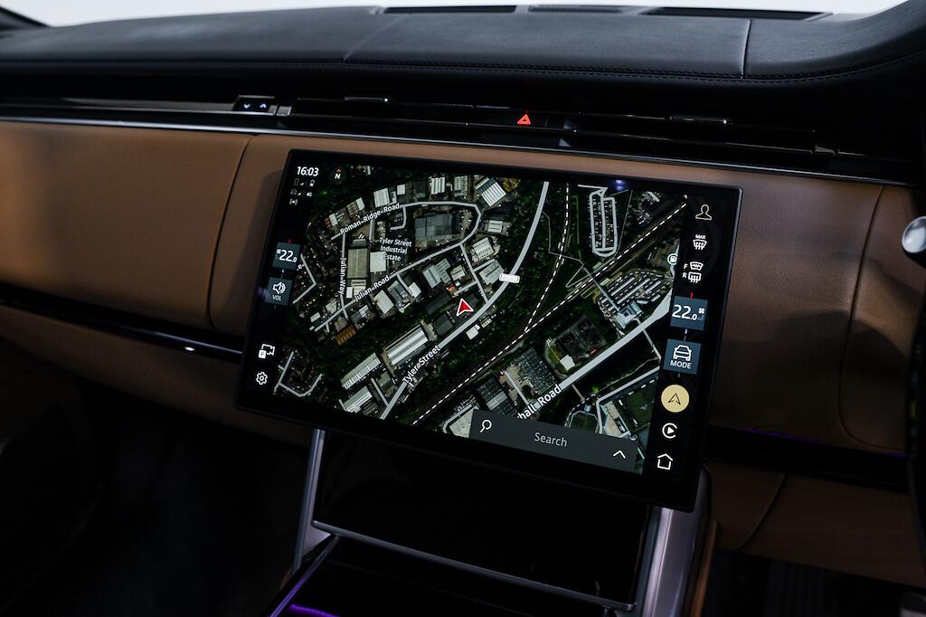 Land Rover Range Rover view 31