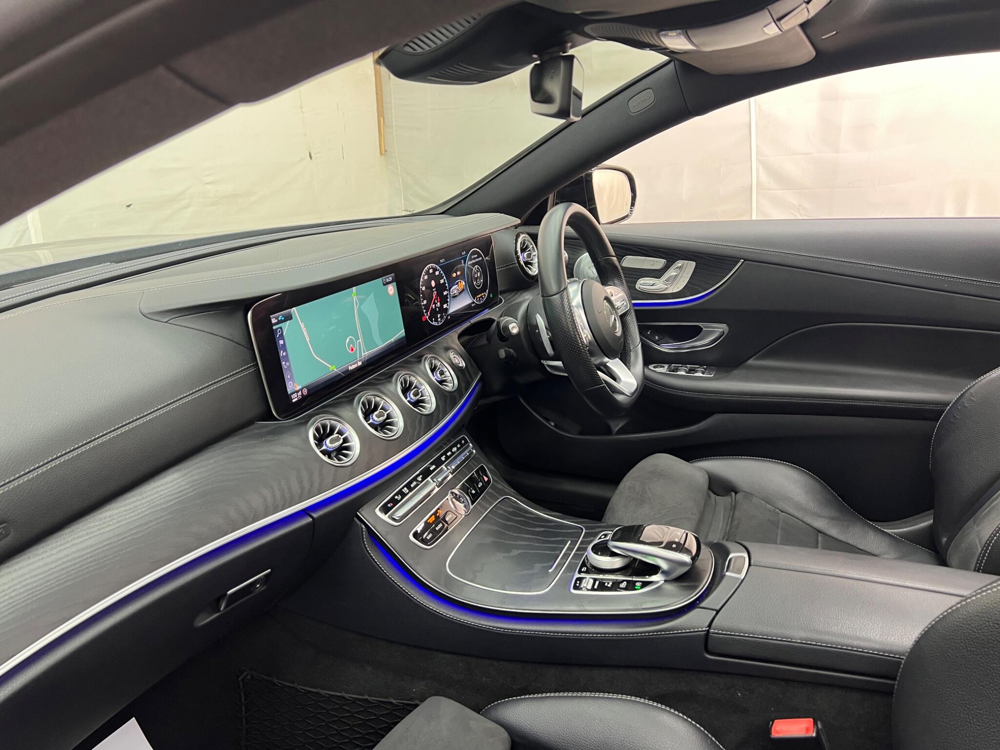 Mercedes-Benz E-Class view 12