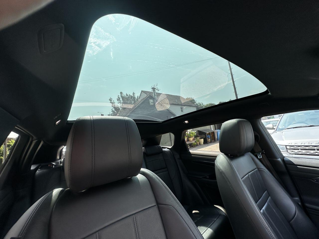Land Rover Range Rover Evoque view 10