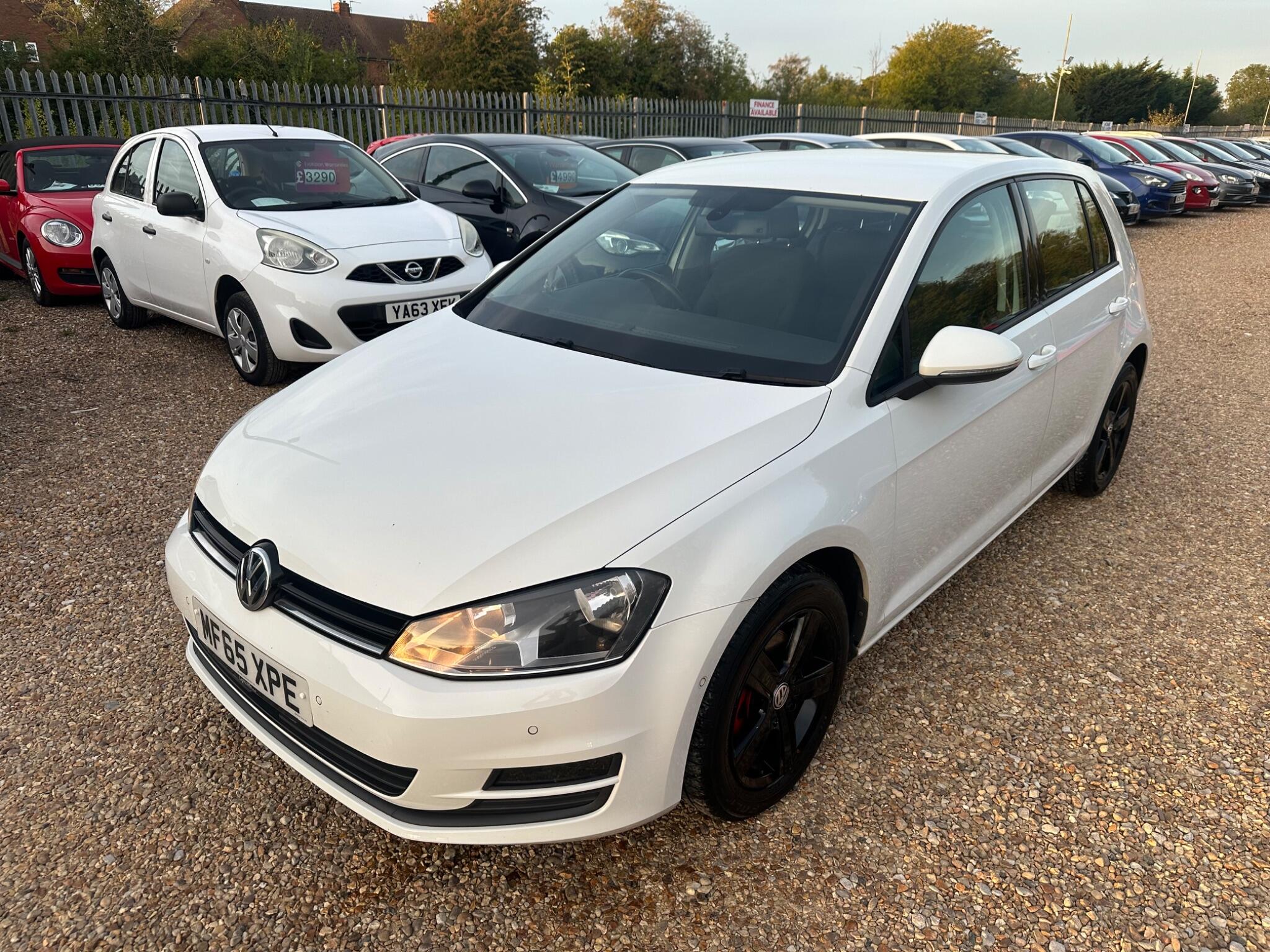 Volkswagen Golf view 10