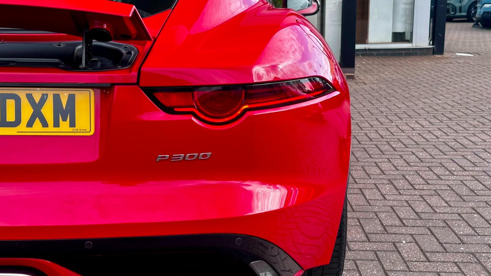 Jaguar F-Type view 21