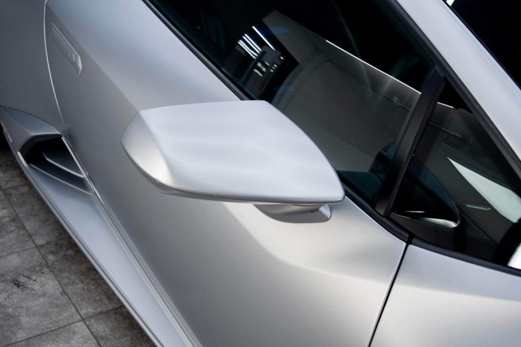 Lamborghini Huracan view 25