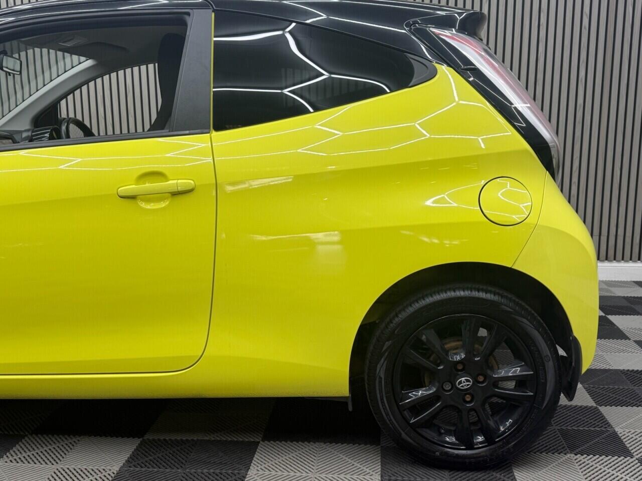 Toyota Aygo view 27