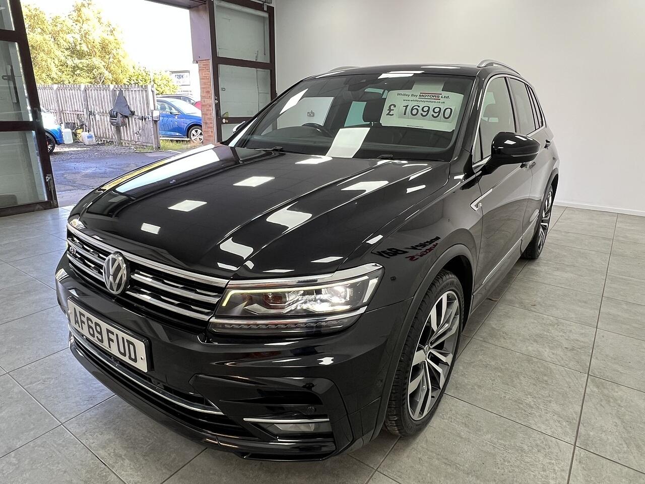 Volkswagen Tiguan view 6
