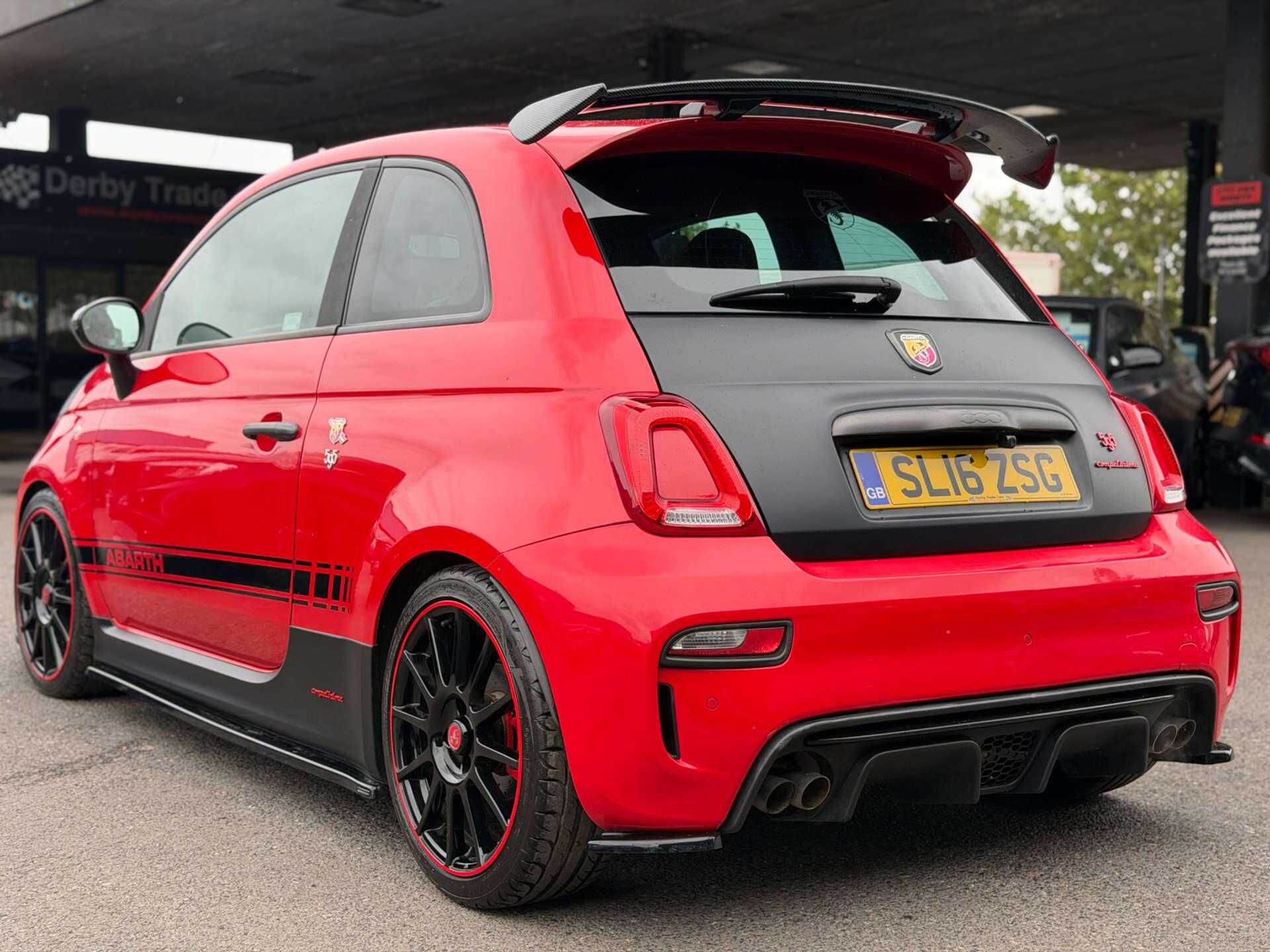Abarth 595 view 5