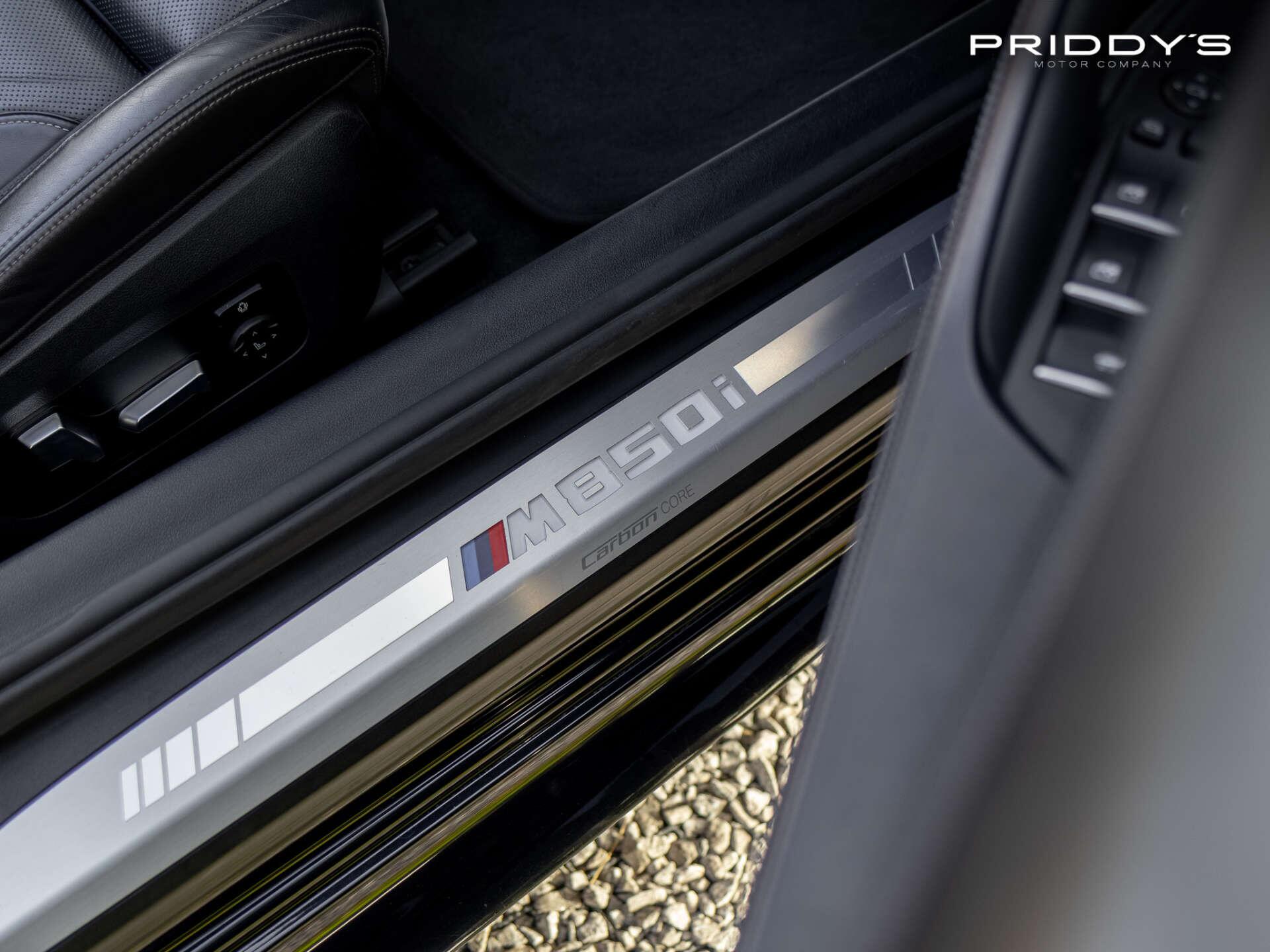 BMW 8 Series view 51