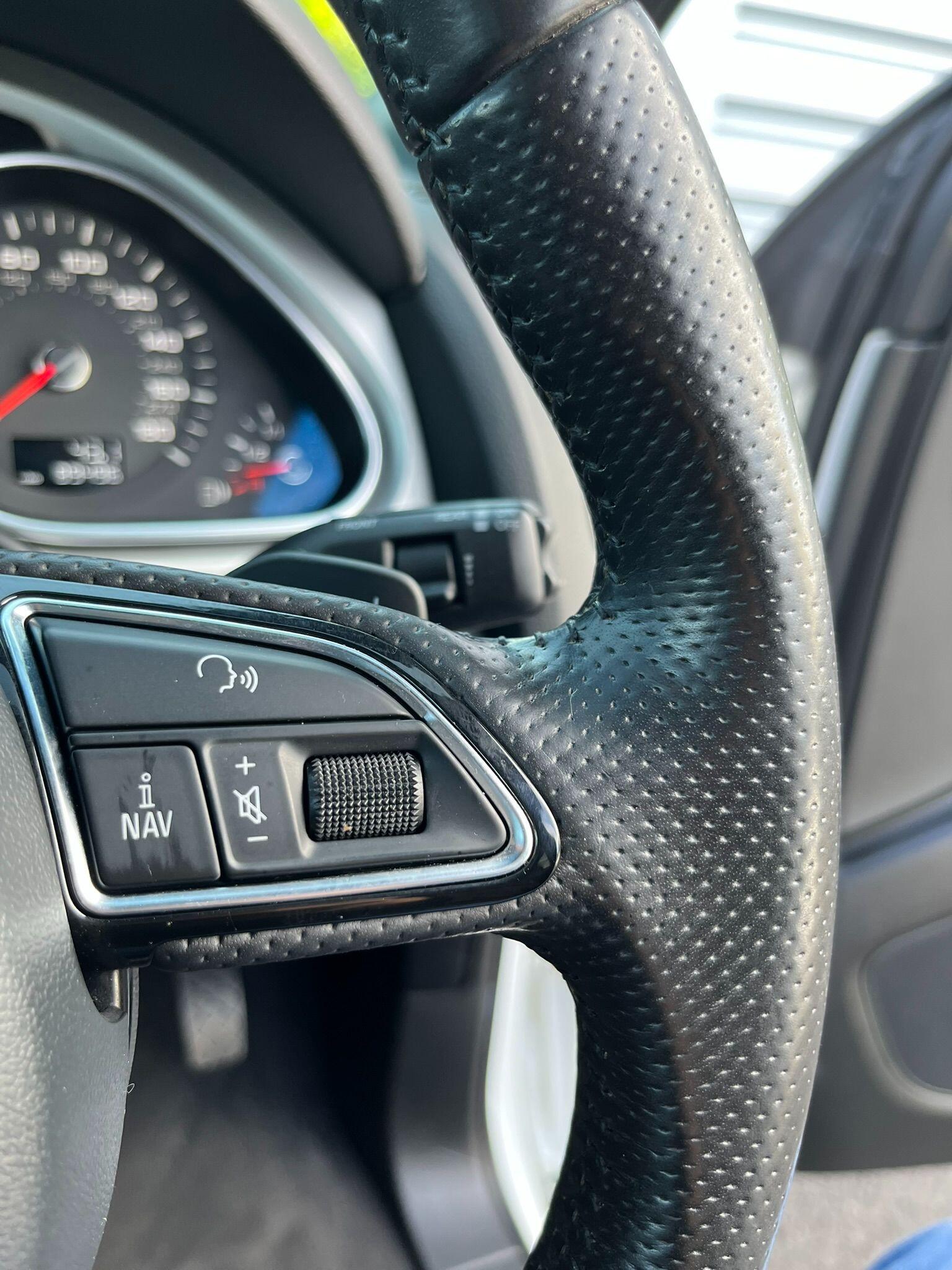 Audi Q7 view 48