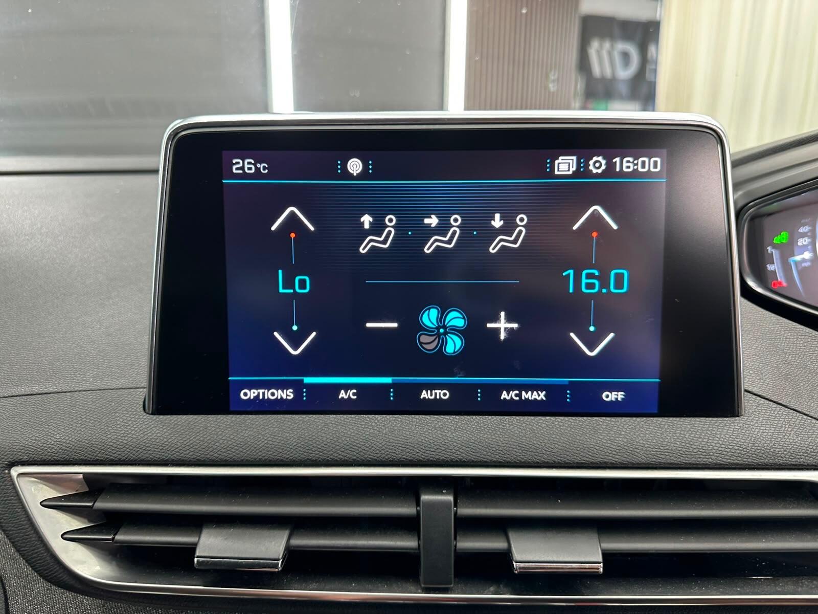Peugeot 3008 view 35