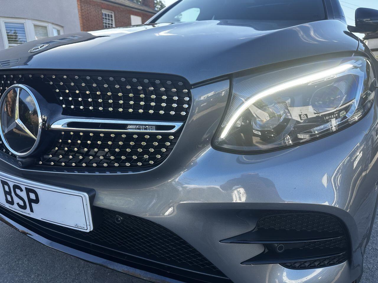 Mercedes-Benz GLC view 4