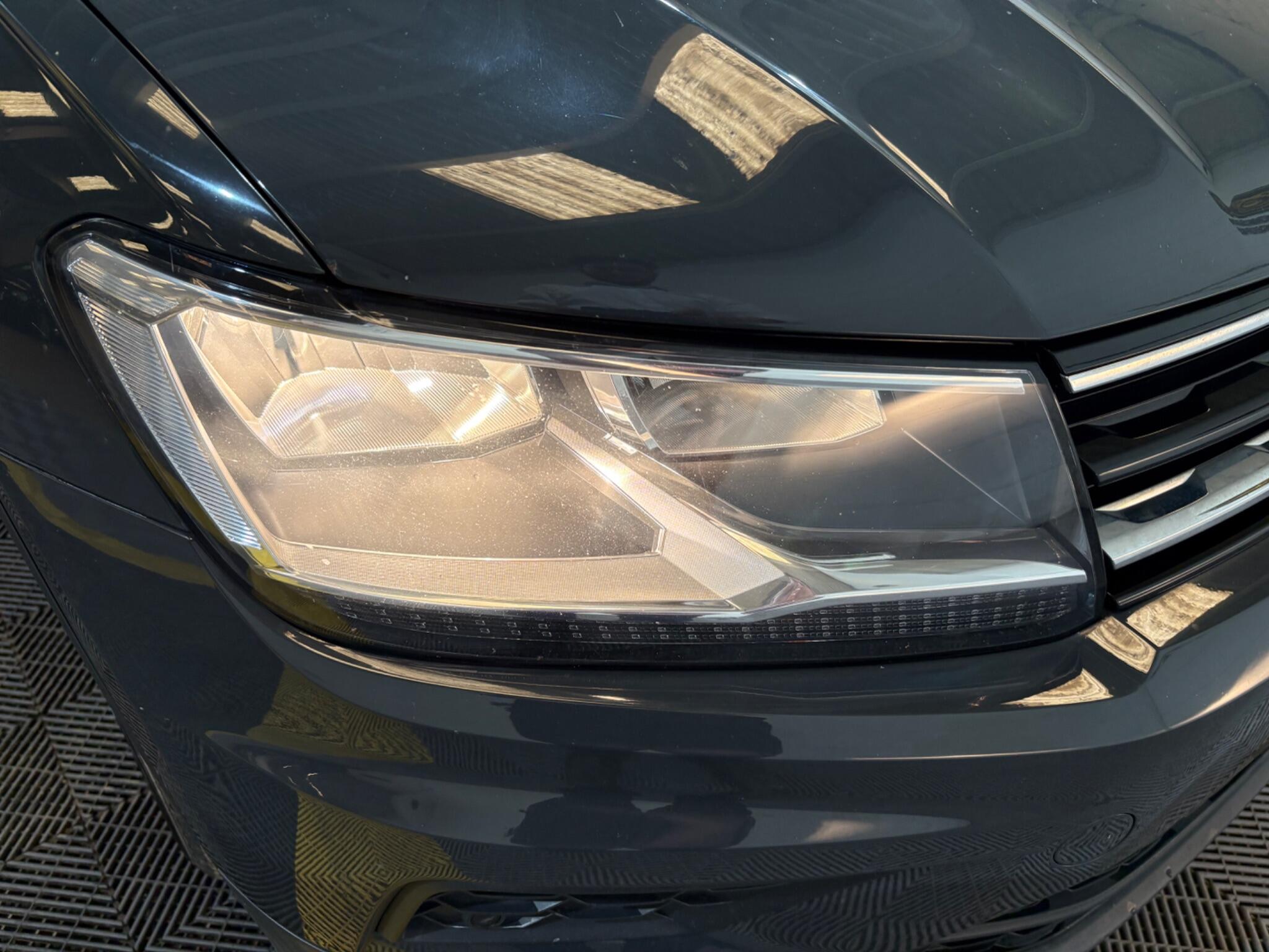 Volkswagen Tiguan view 26