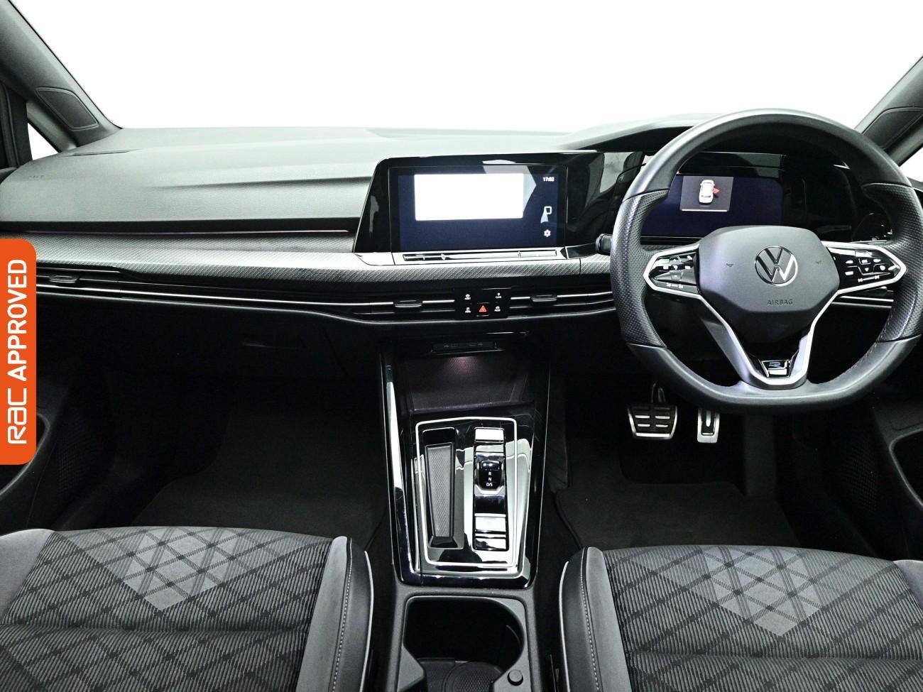 Volkswagen Golf view 2