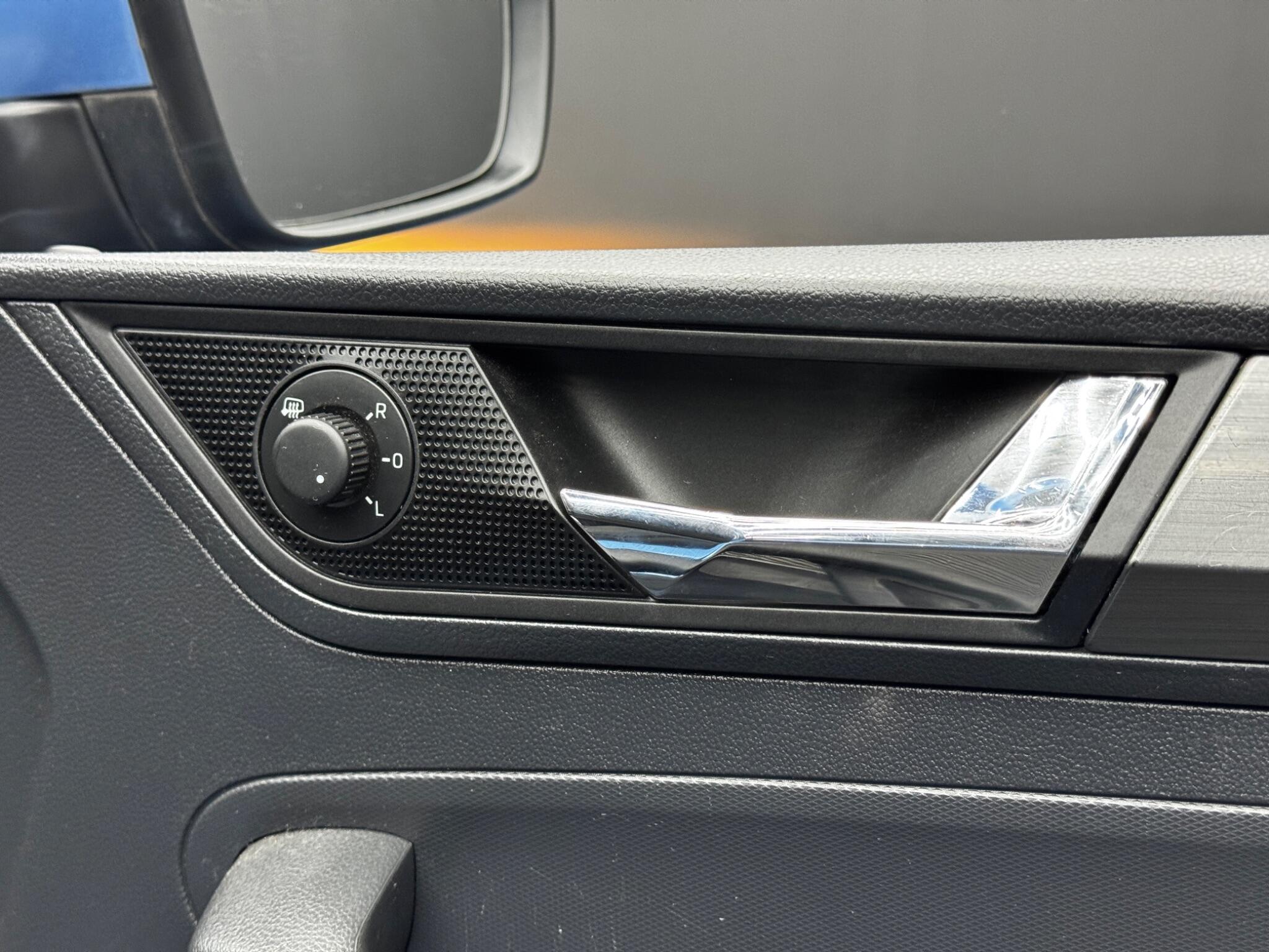 Skoda Rapid view 38