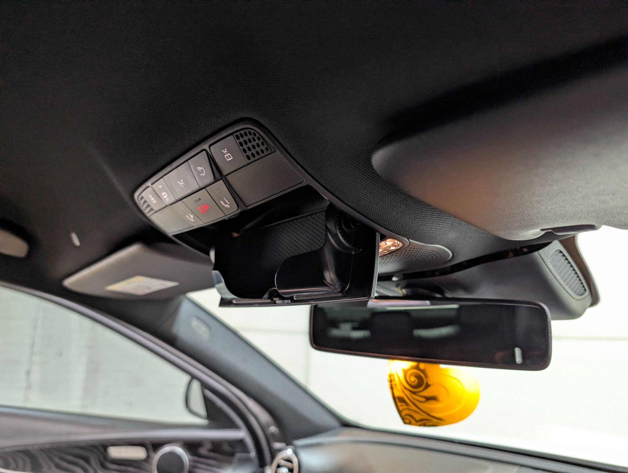Mercedes-Benz E Class view 15