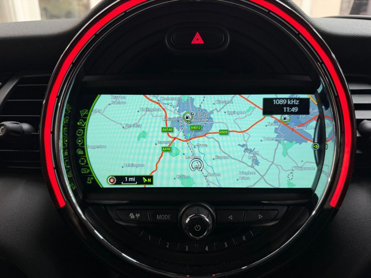 Mini Cooper view 34