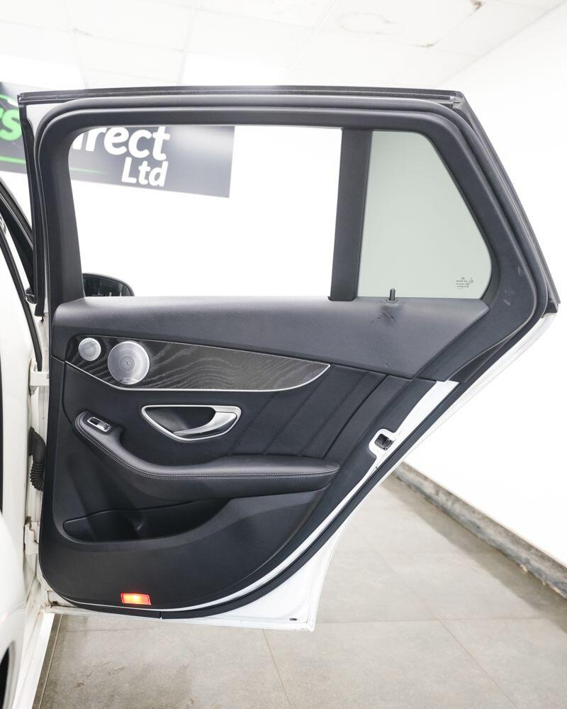 Mercedes-Benz C Class view 17