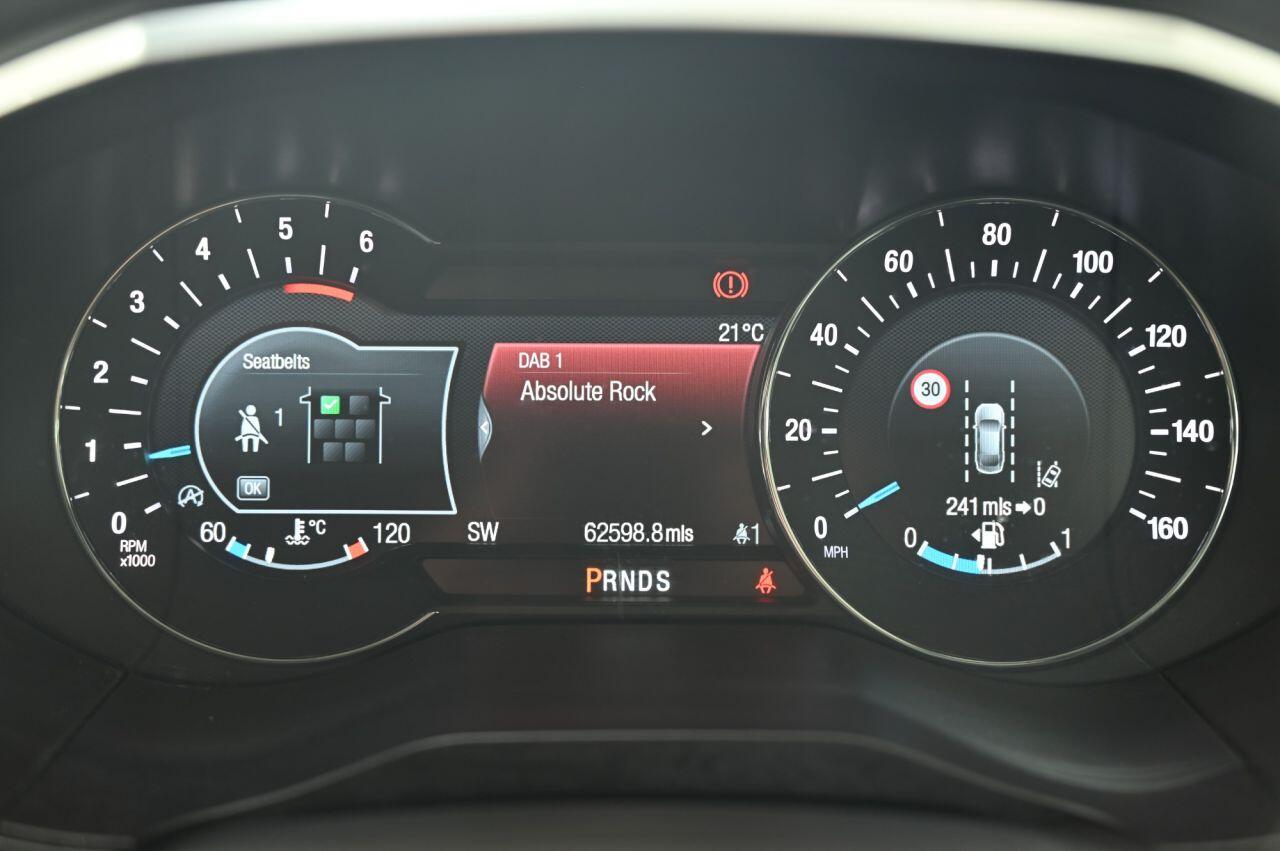 Ford Galaxy view 26