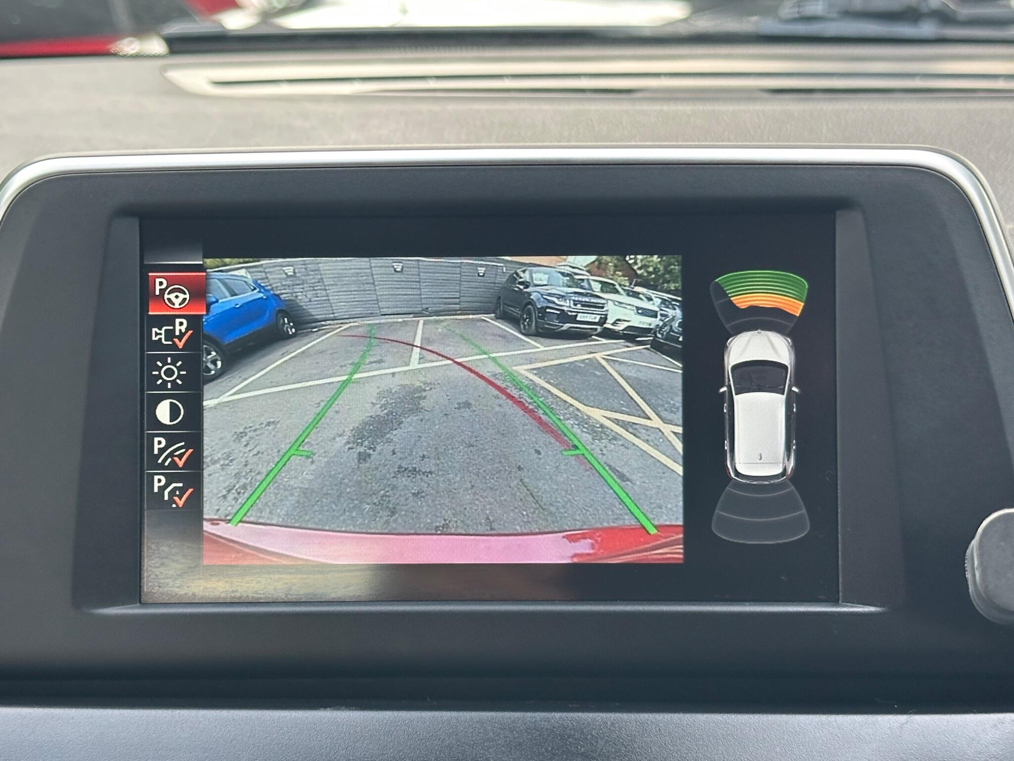 BMW 2 Series Active Tourer view 27