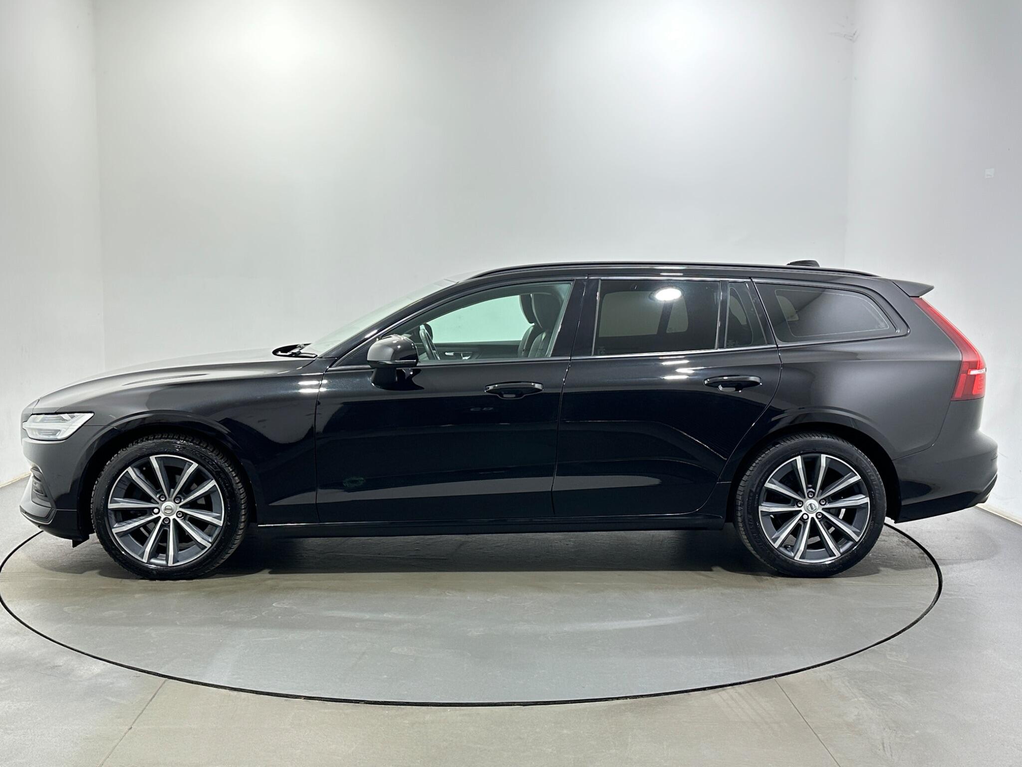 Volvo V60 view 5