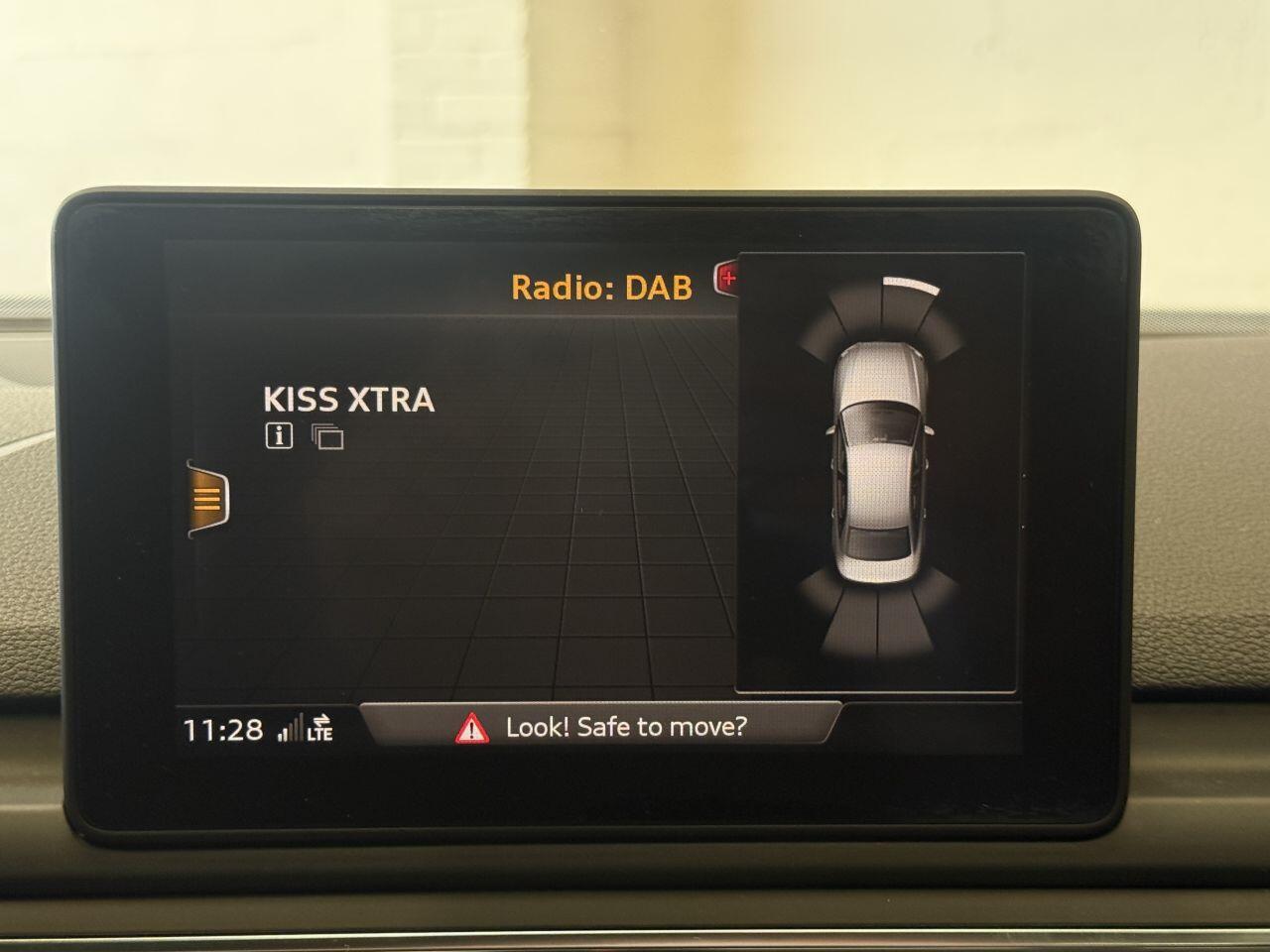 Audi A4 view 50